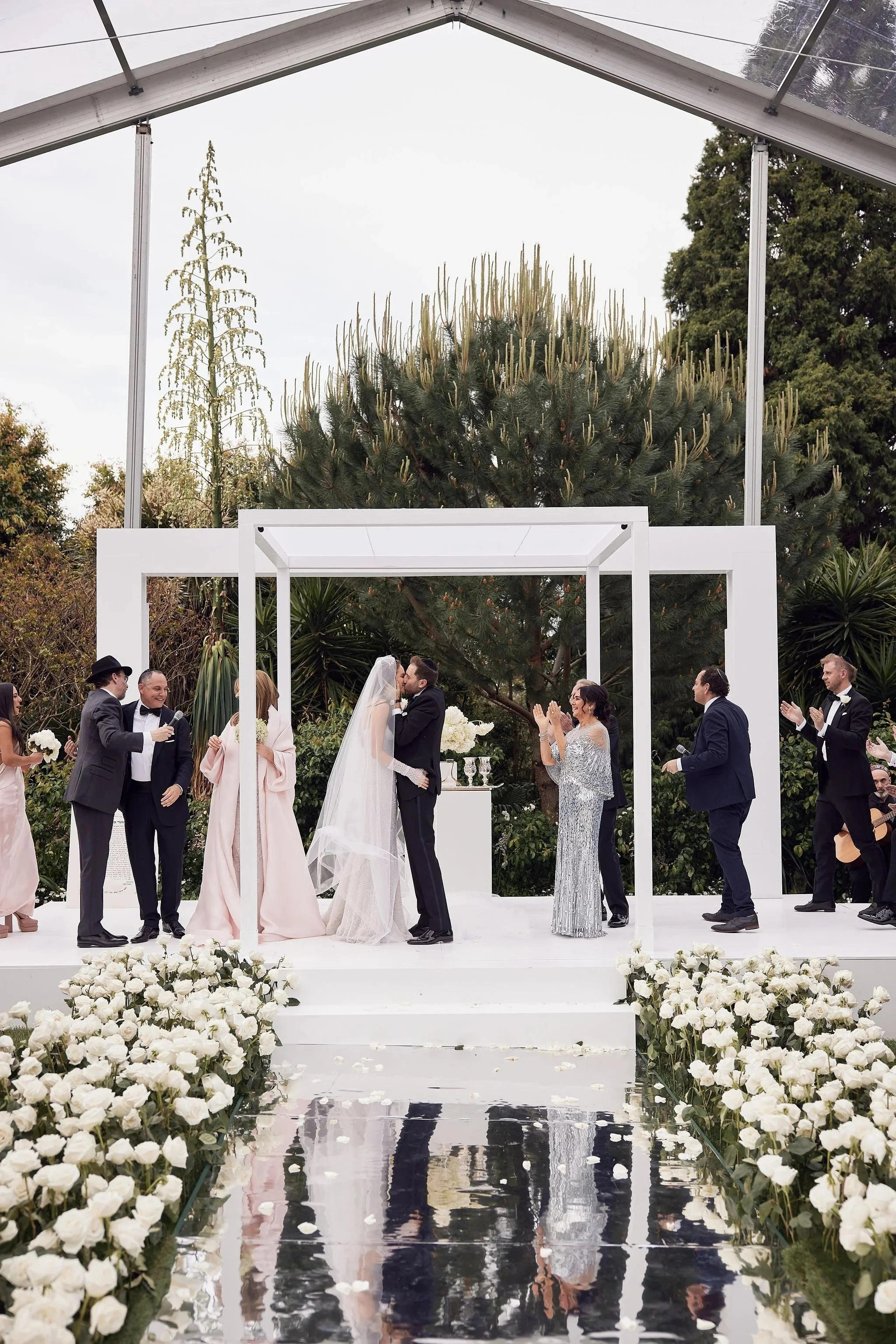 imgi_153_HR_GandM_LostinLove_Raheen_wedding1475.jpg