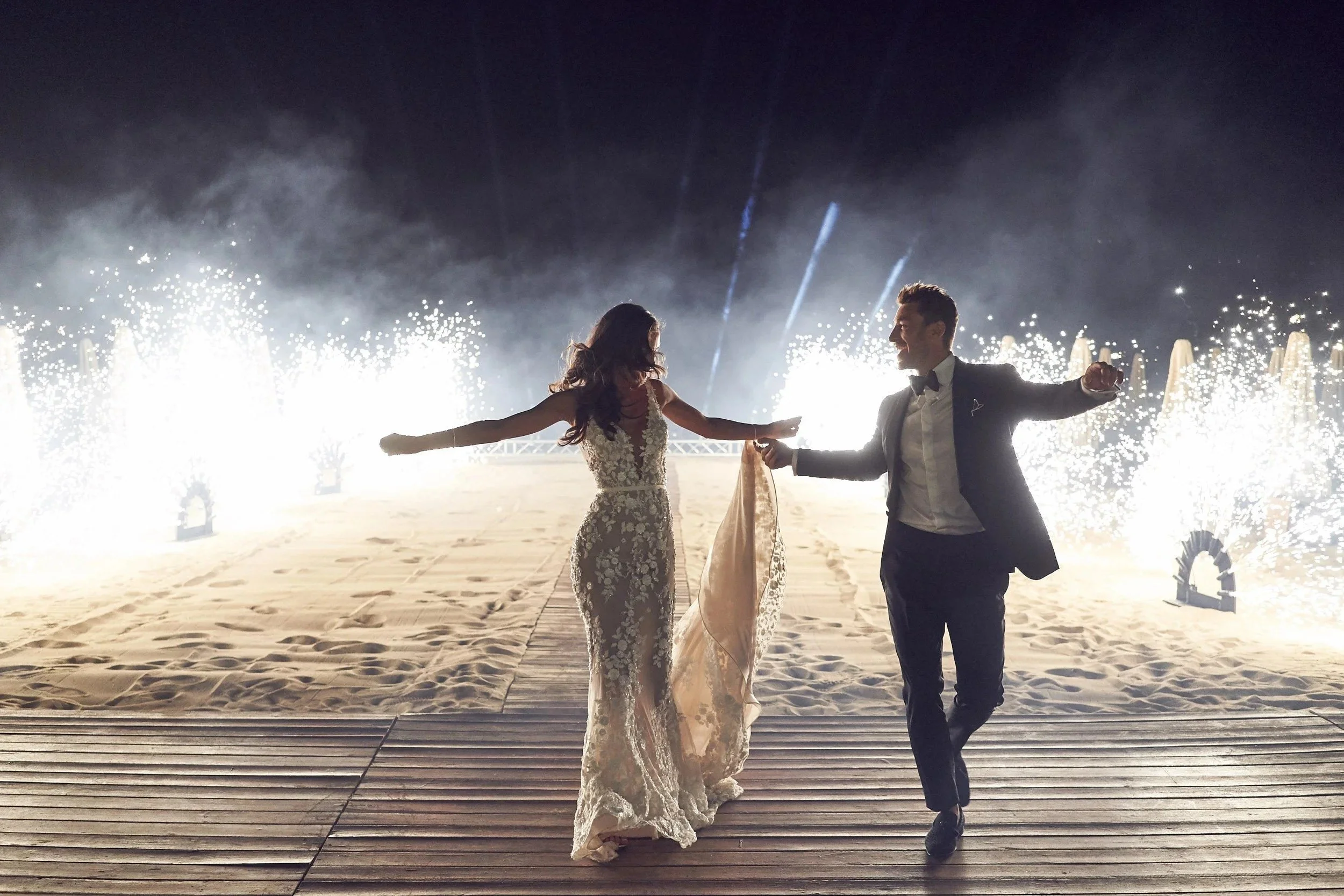 imgi_219_185_LR_SandM-Mykonos-wedding_lostinlove+198.jpg