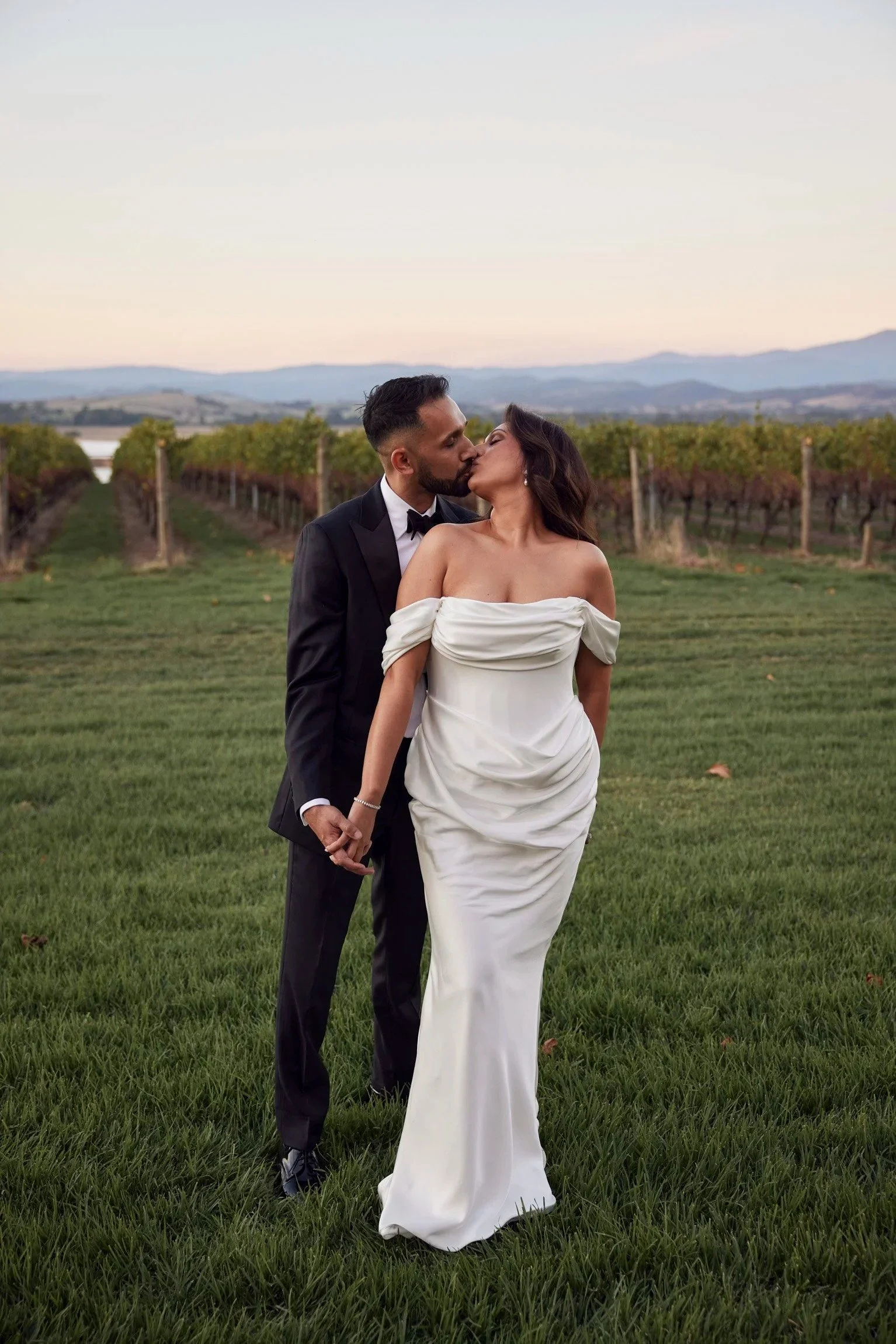 imgi_126_web2_49sandk_stonesoftheyarravalley_lostinlovephotography_wedding_1052.jpg