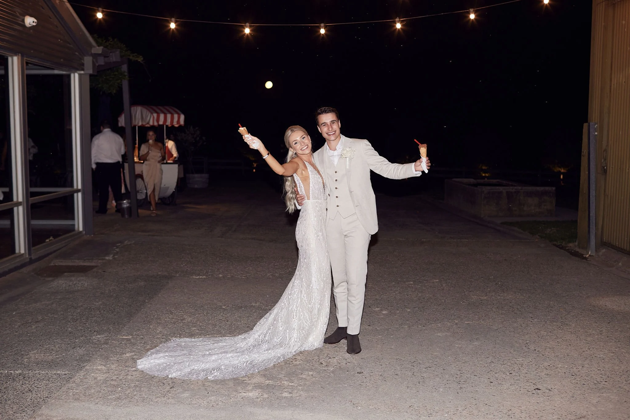 HR_RandJ_LostinLove_Zonzo_wedding1409.jpg