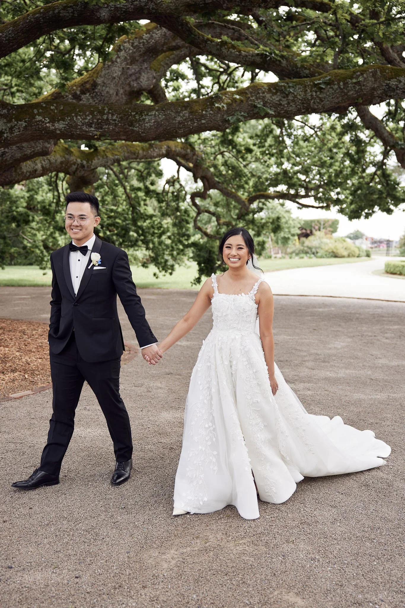 033_HR_CandT_LostinLove_Coombe_wedding183.jpg