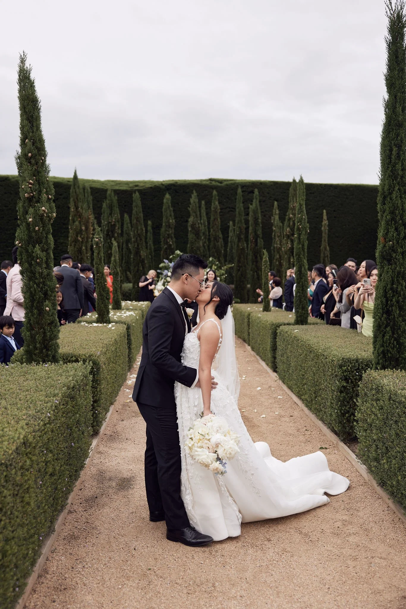 080_HR_CandT_LostinLove_Coombe_wedding602.jpg