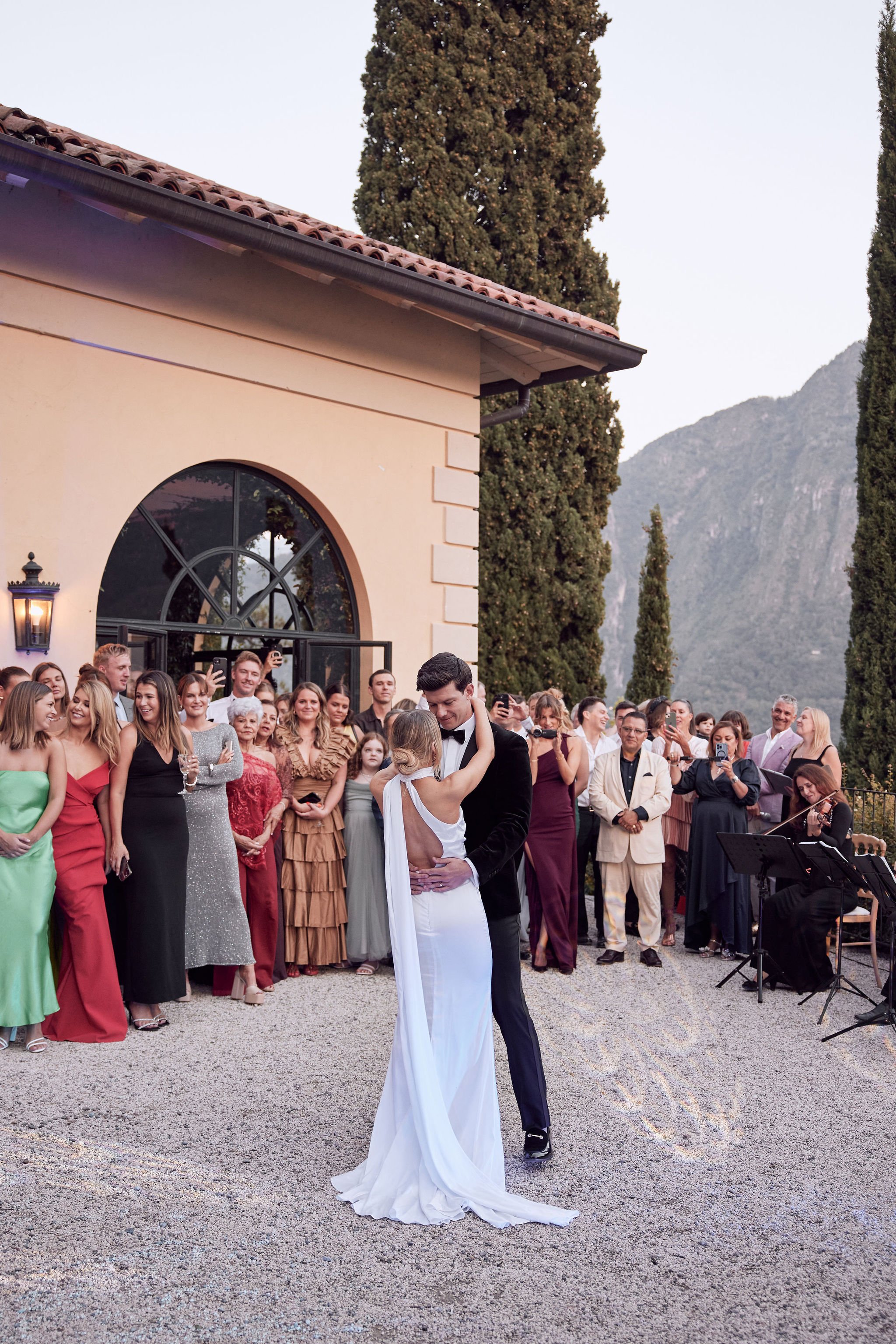 HR_IsabelaandJosh_LostinLovePhotography_VillaDelBalbianello_wedding965.jpg