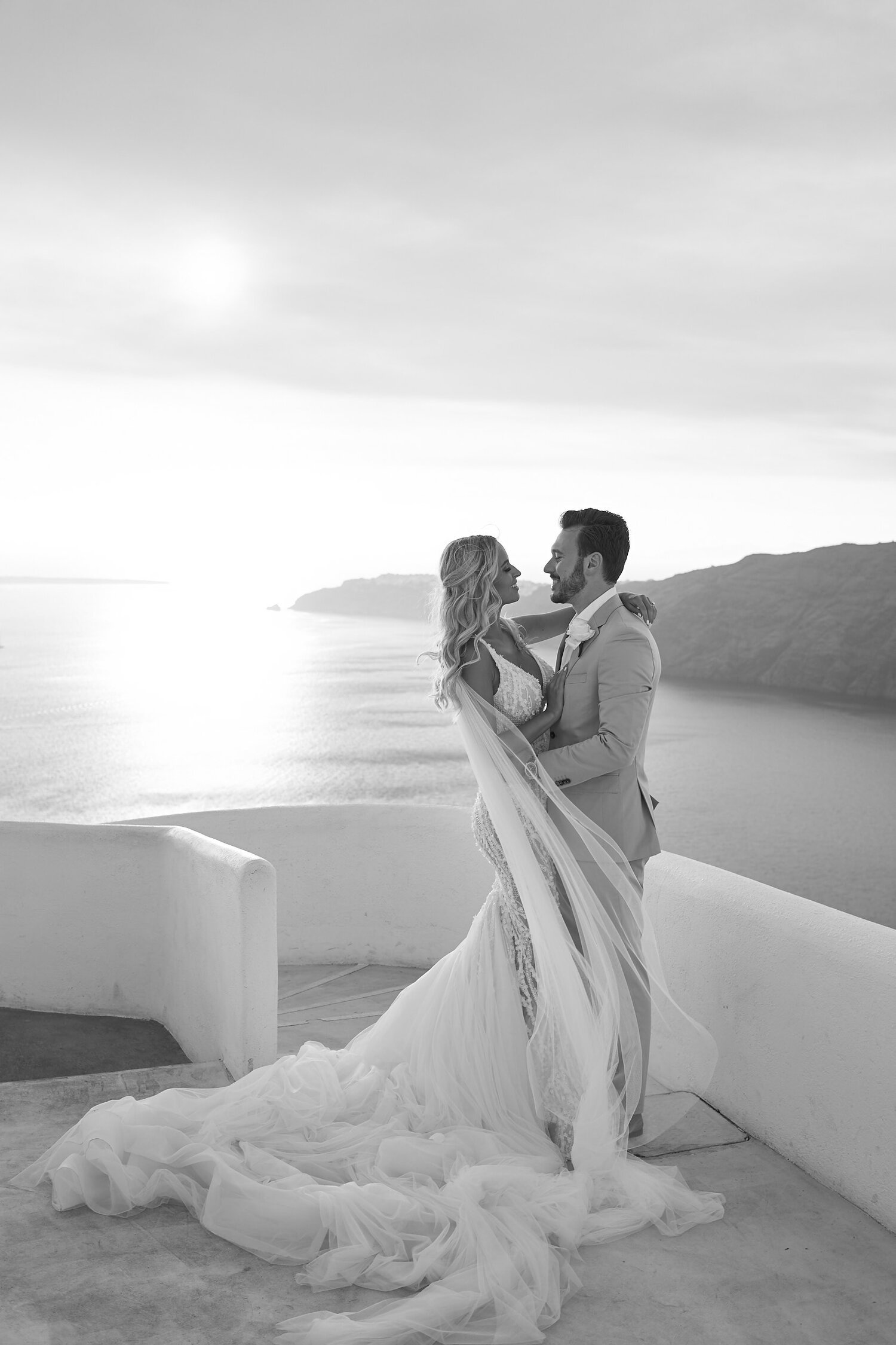107_LR_GandJ-Santorini-wedding_Lostinlove+701.jpeg