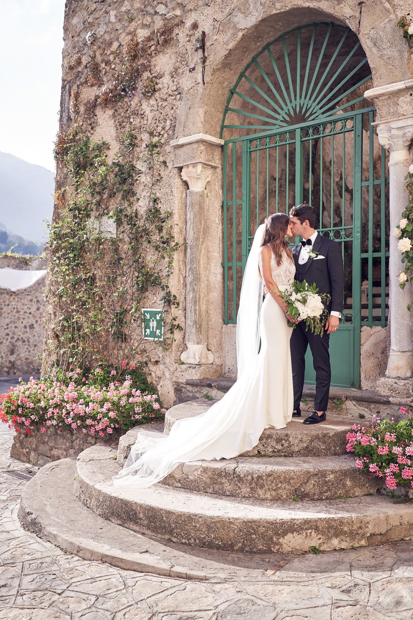 web57_LR_AandR-Amalfi-wedding_lostinlove+127.jpg