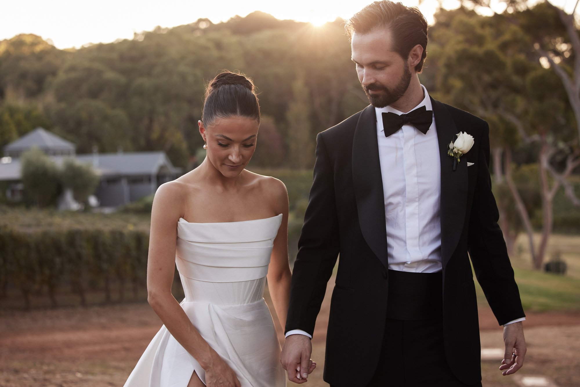 089HR_JuliaandMichael_LostinLovePhotography_Polperro_wedding902.jpg