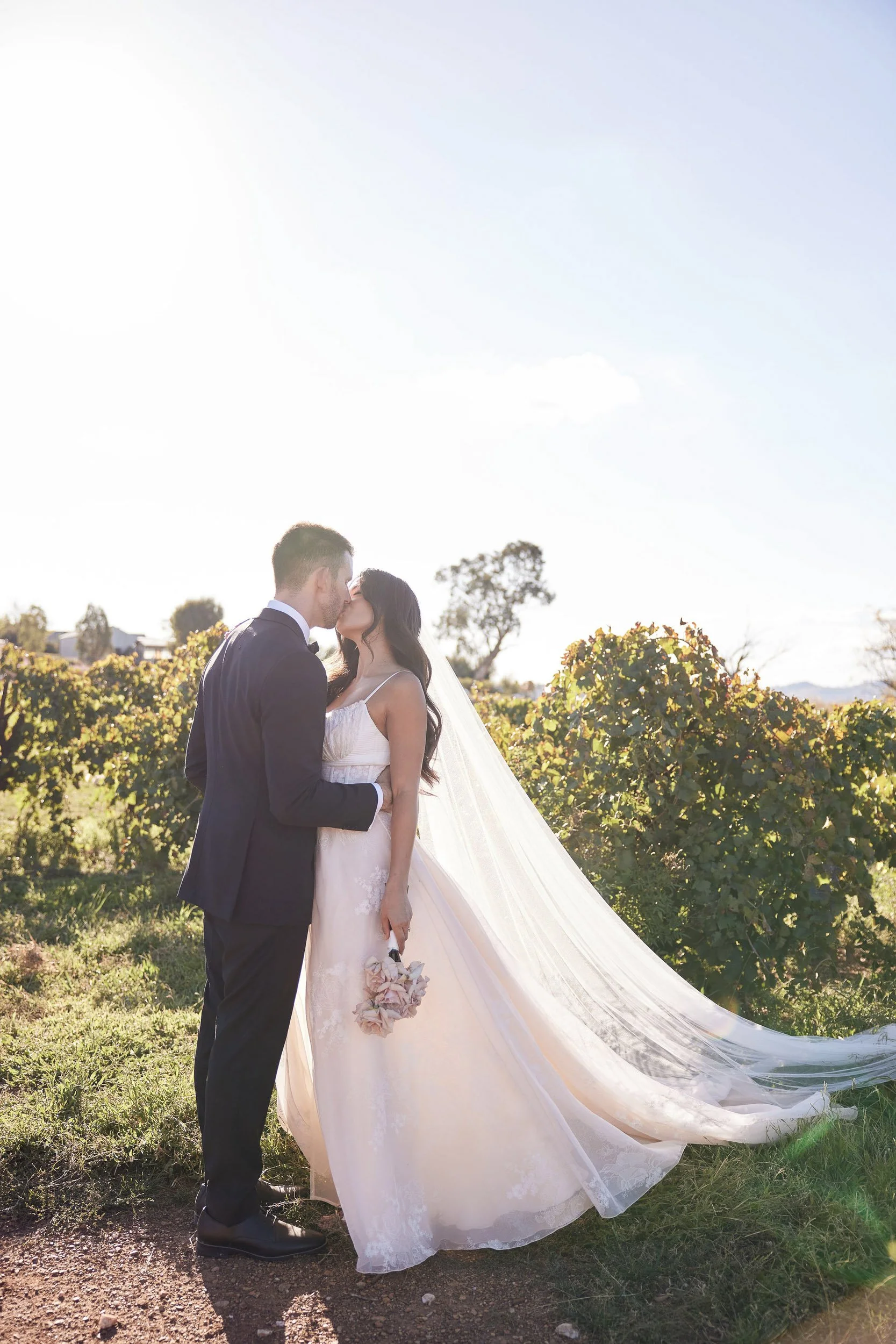 065HR_JandS_Mudgee_LostinLovePhotography_wedding_633.jpg