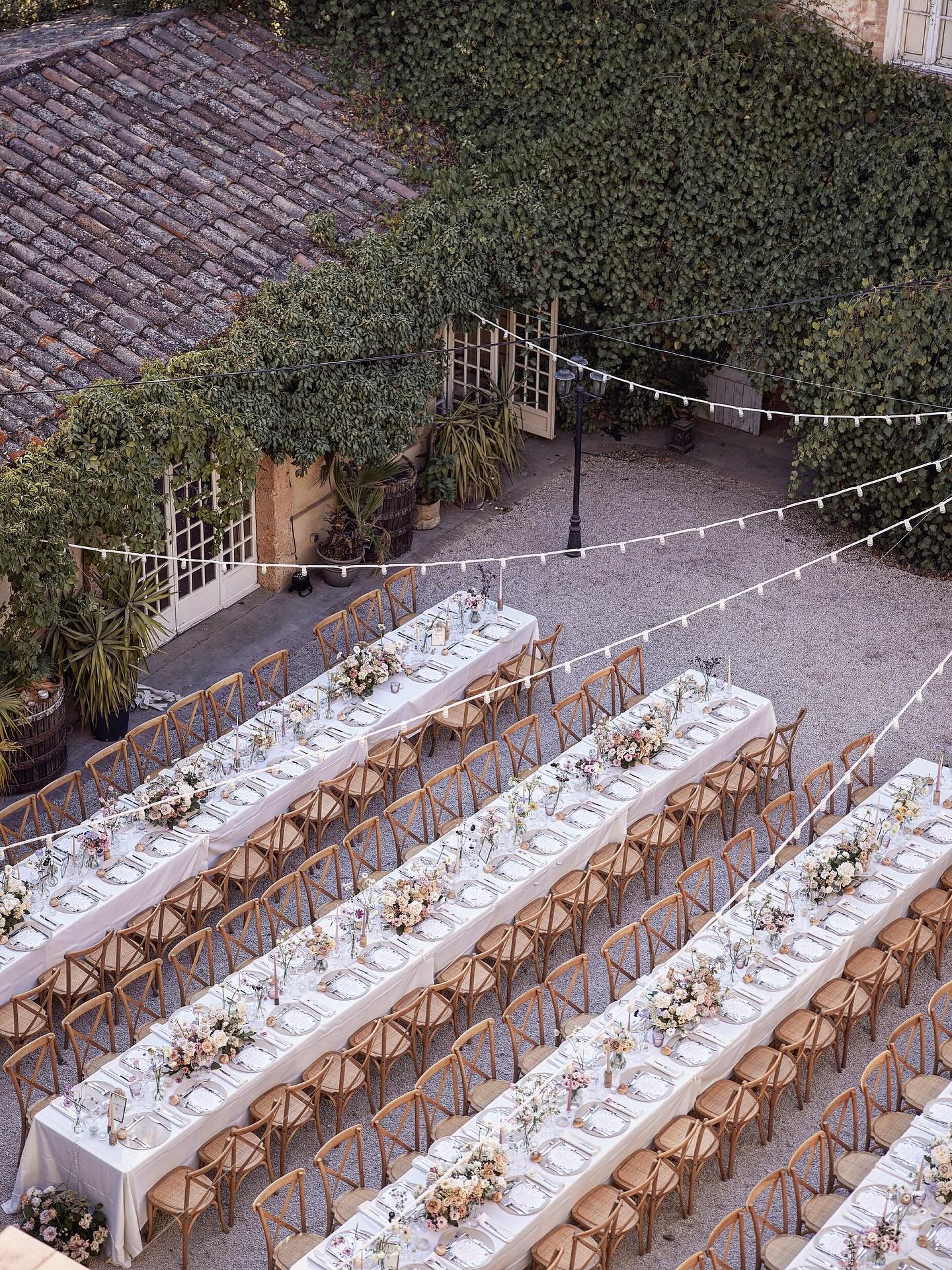 South of France with Michelle + Bayard for their courtyard reveal 🤍 
There is something so special about witnessing couples explore their reception space before their guests arrive. Months of vision and thoughtful details come together in this momen