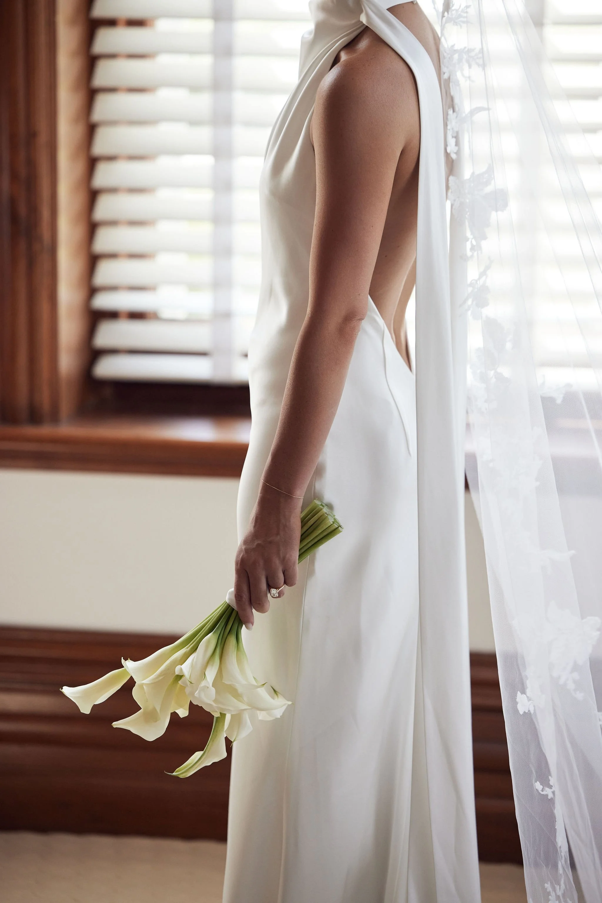 StephanieandTyler_BarunahPlains_LostInLovePhotography23.jpg