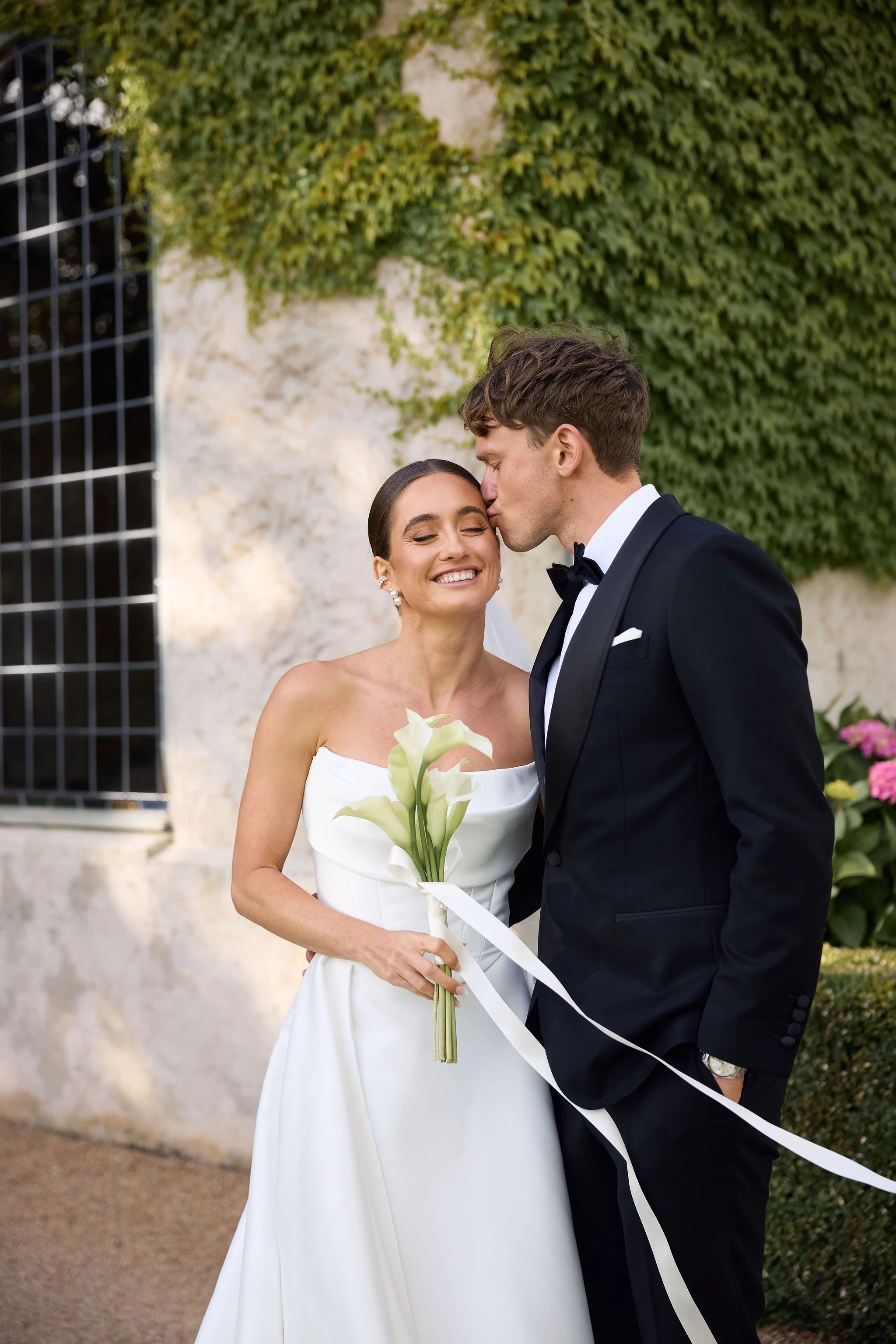 ClaraandSam_Stones_LostInLovePhotography_wedding_0051.jpg