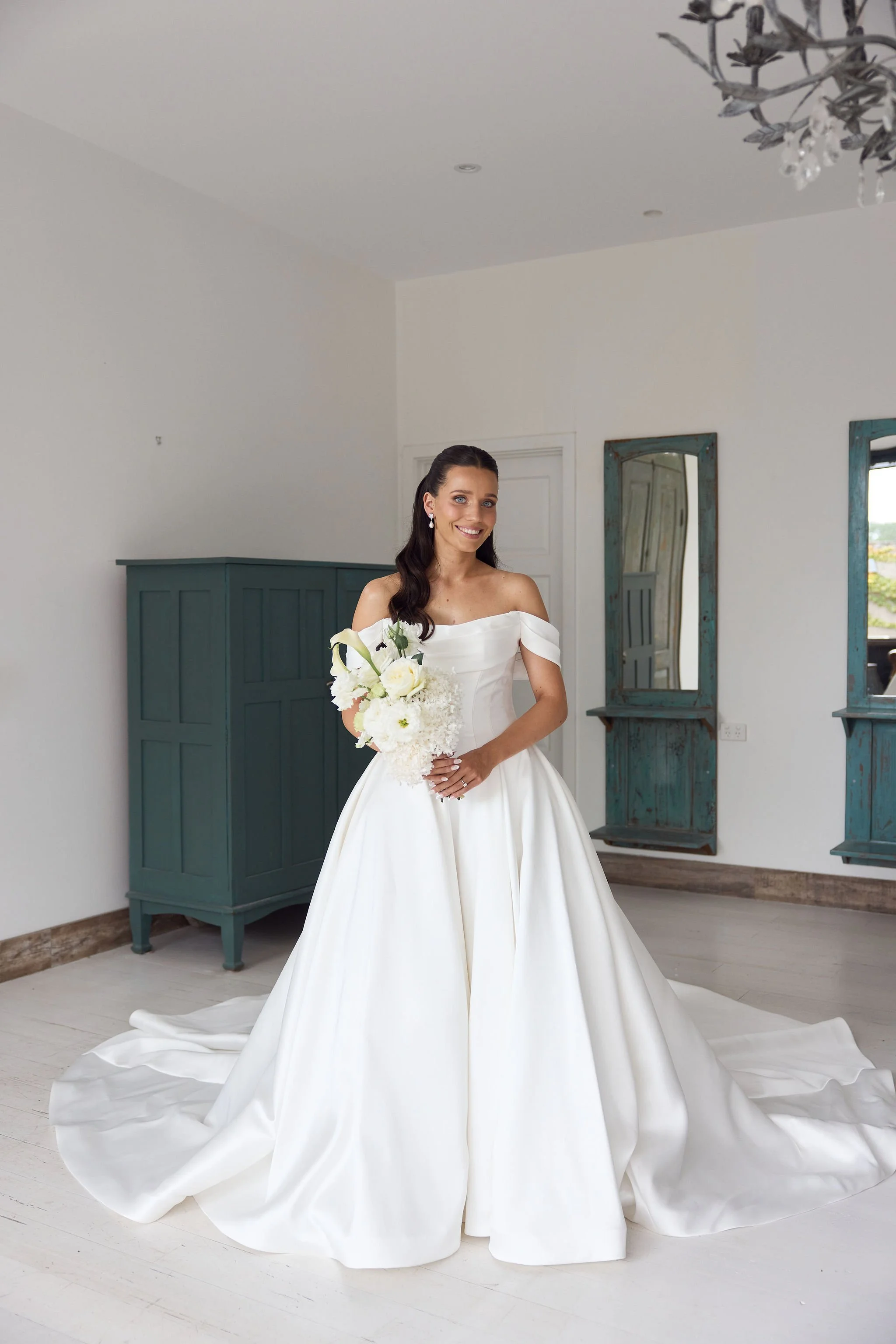 02GabrielleandJames_LostInLovePhotography_wedding_0003.jpg