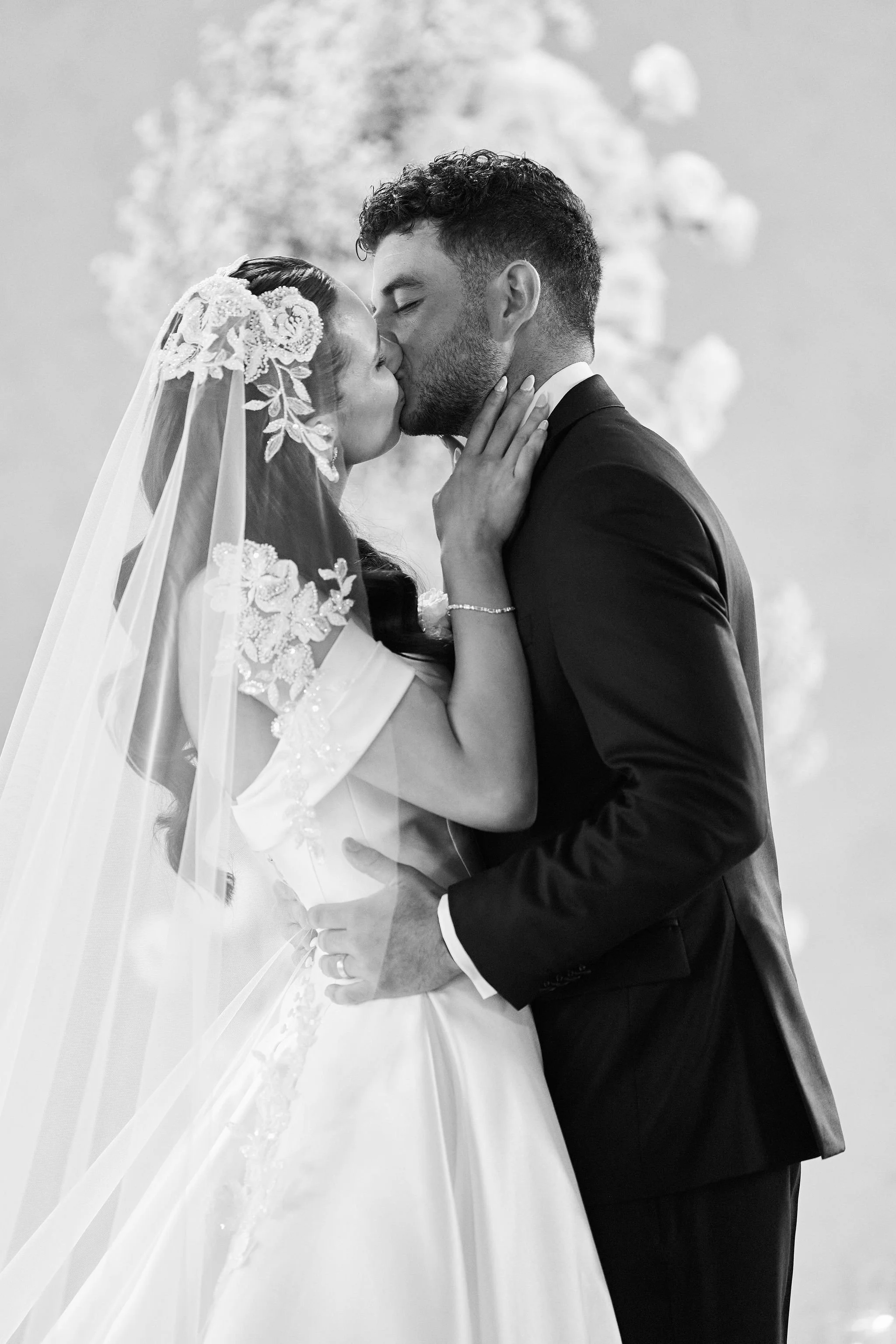08GabrielleandJames_LostInLovePhotography_wedding_0009.jpg