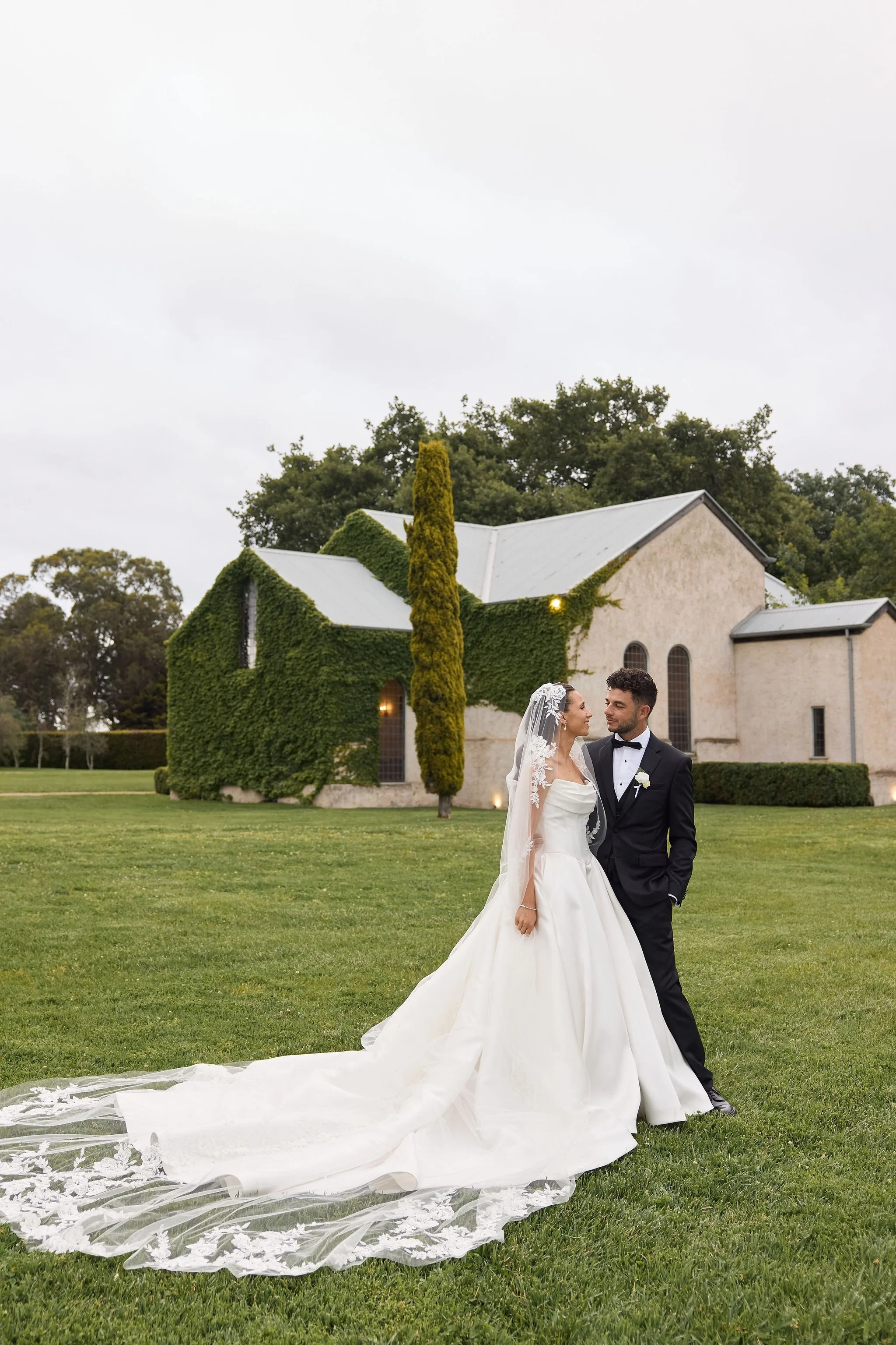 32GabrielleandJames_LostInLovePhotography_wedding_0035.jpg