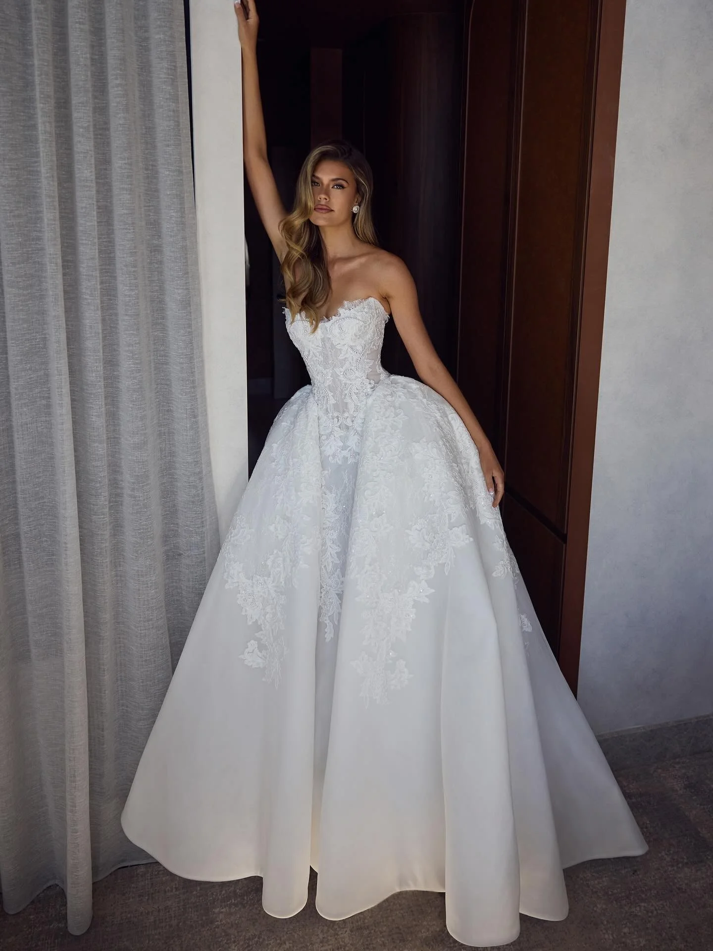 I&rsquo;m not sure how we forgot to share some faves from the campaign we shot for @pallascouture late last year in the beautiful @mondriangoldcoast penthouse apartment 🤍

Photography | @lostinlove_photography 
Campaign &lsquo;Maison La Rose&rsquo; 