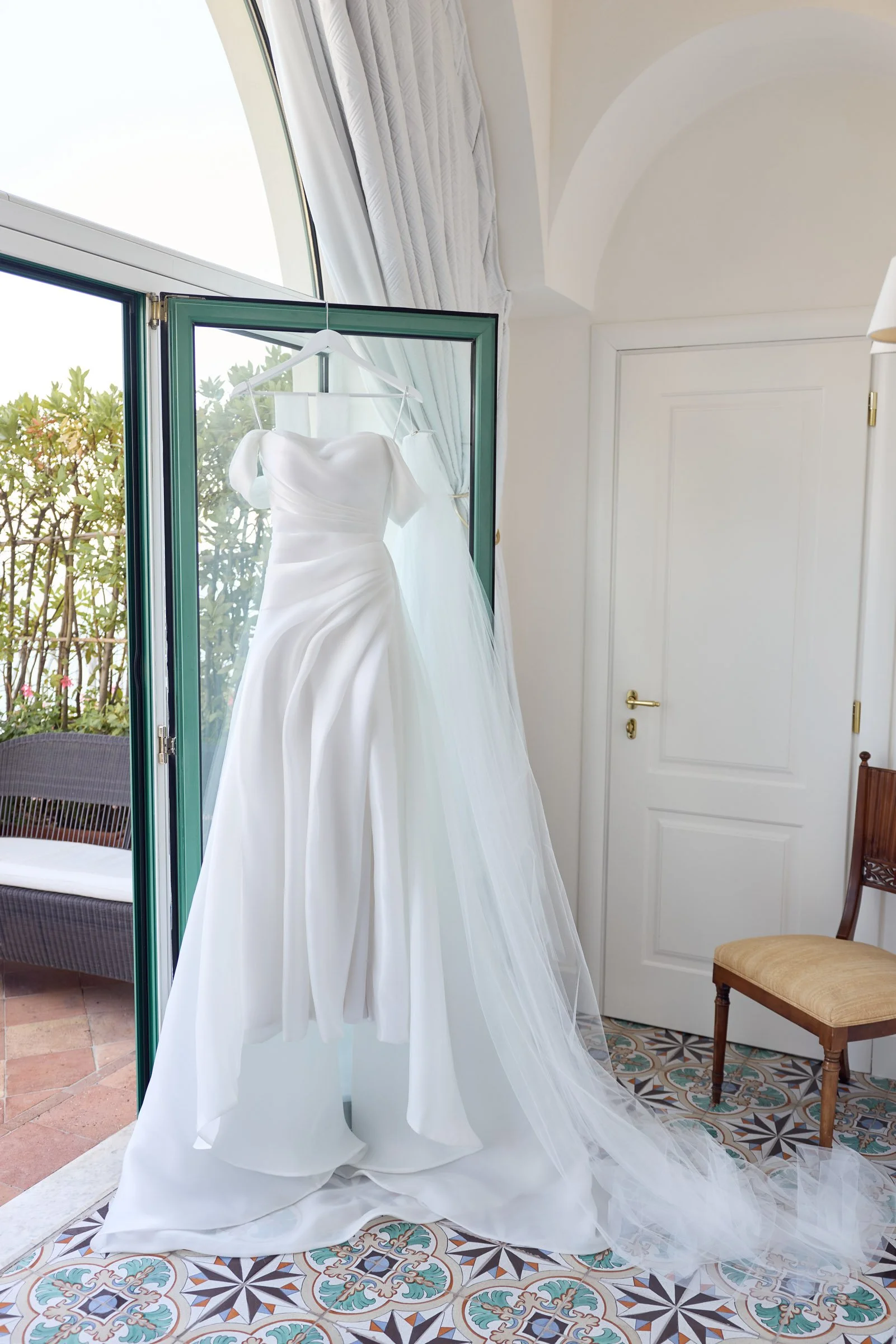 web_004AshandAsh_BelmondCaruso_LostInLovePhotography_wedding_0159.jpg