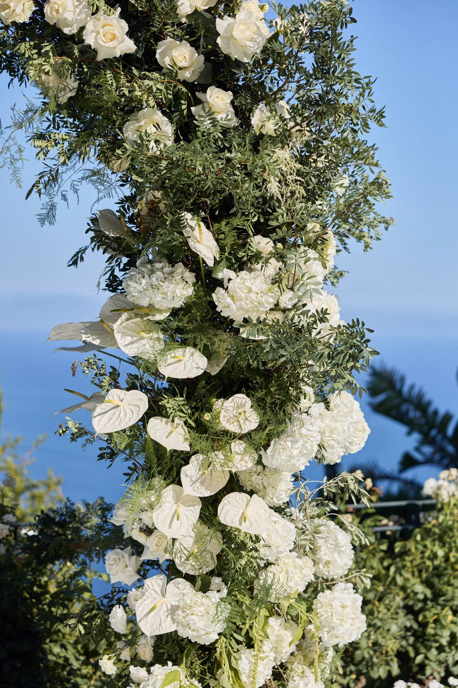 web_010AshandAsh_BelmondCaruso_LostInLovePhotography_wedding_0263.jpg