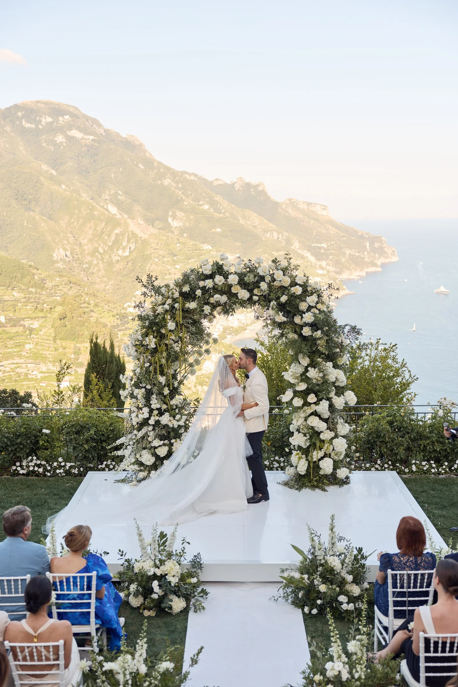web_025AshandAsh_BelmondCaruso_LostInLovePhotography_wedding_0561.jpg