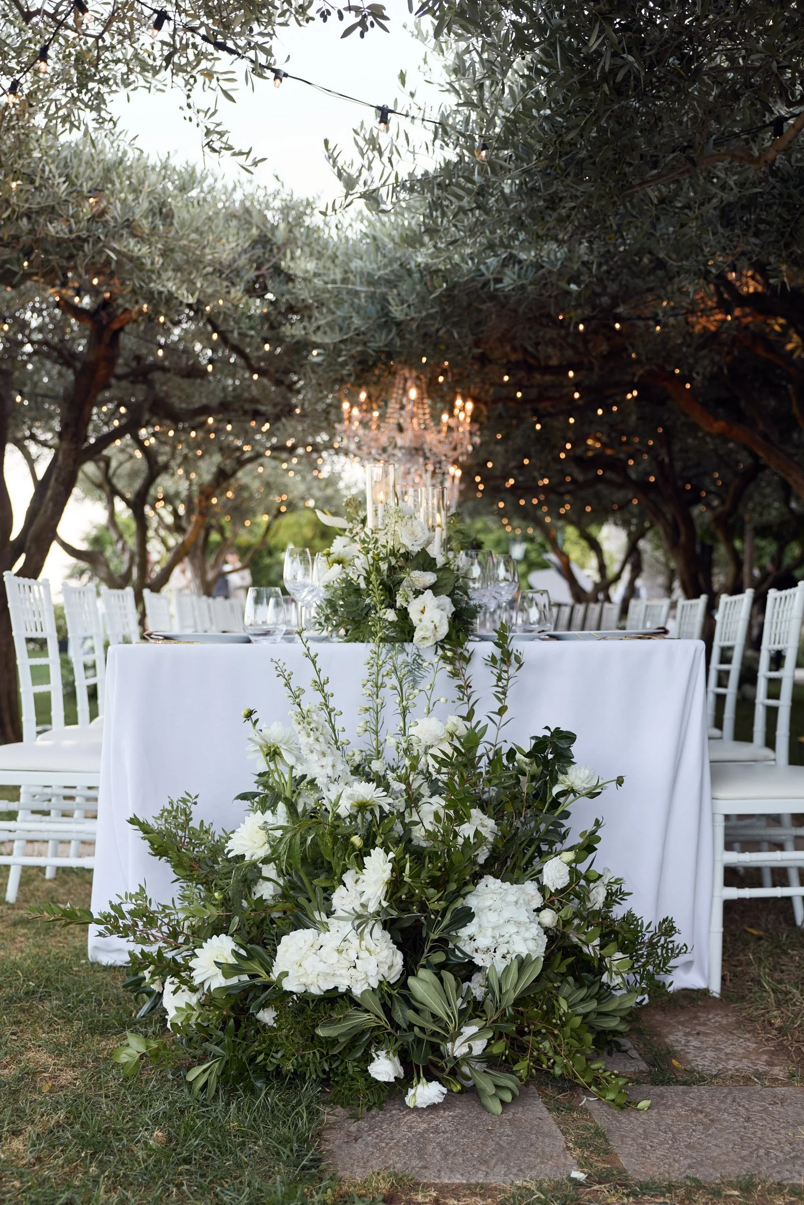 web_034AshandAsh_BelmondCaruso_LostInLovePhotography_wedding_0694.jpg