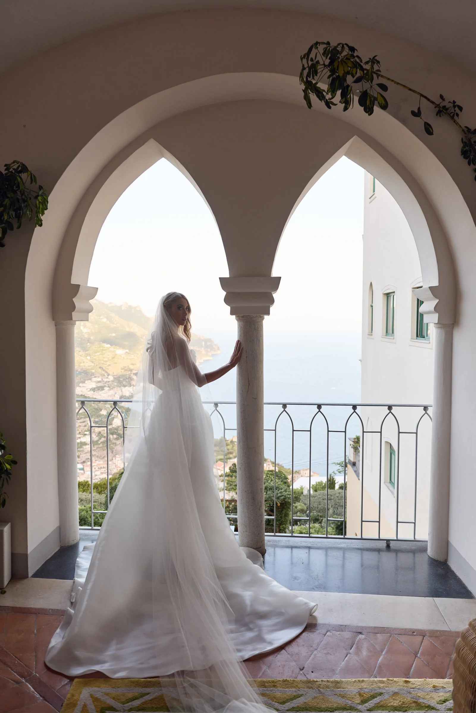 web_047AshandAsh_BelmondCaruso_LostInLovePhotography_wedding_0817.jpg