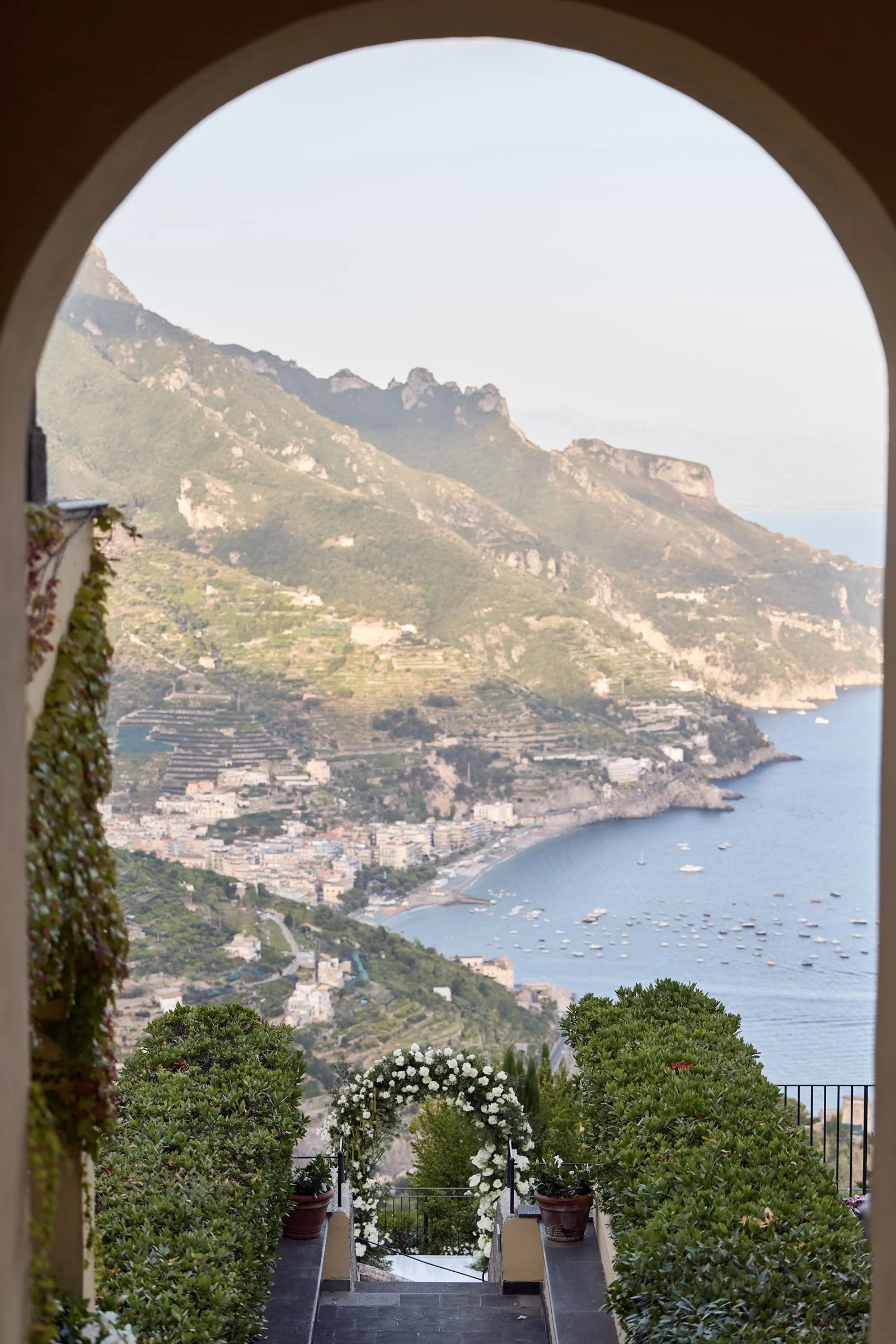 web_049AshandAsh_BelmondCaruso_LostInLovePhotography_wedding_0826.jpg