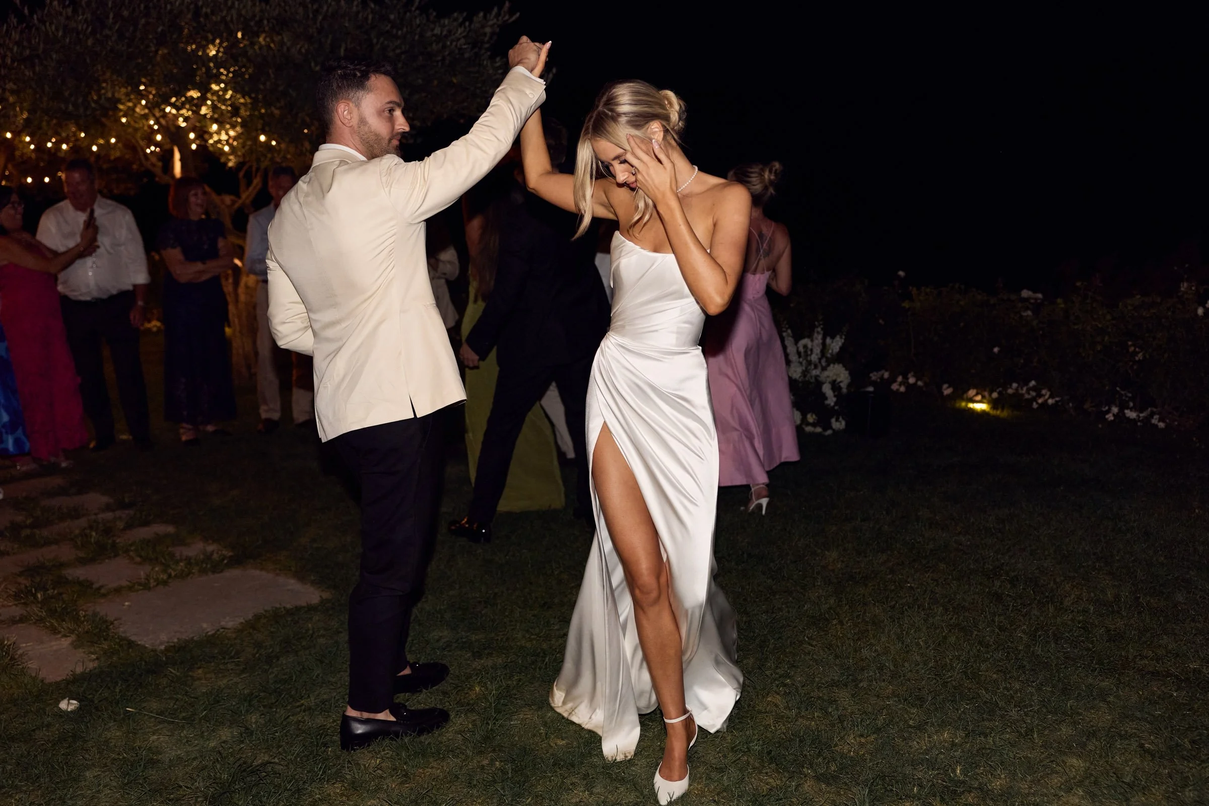 web_070AshandAsh_BelmondCaruso_LostInLovePhotography_wedding_1119.jpg