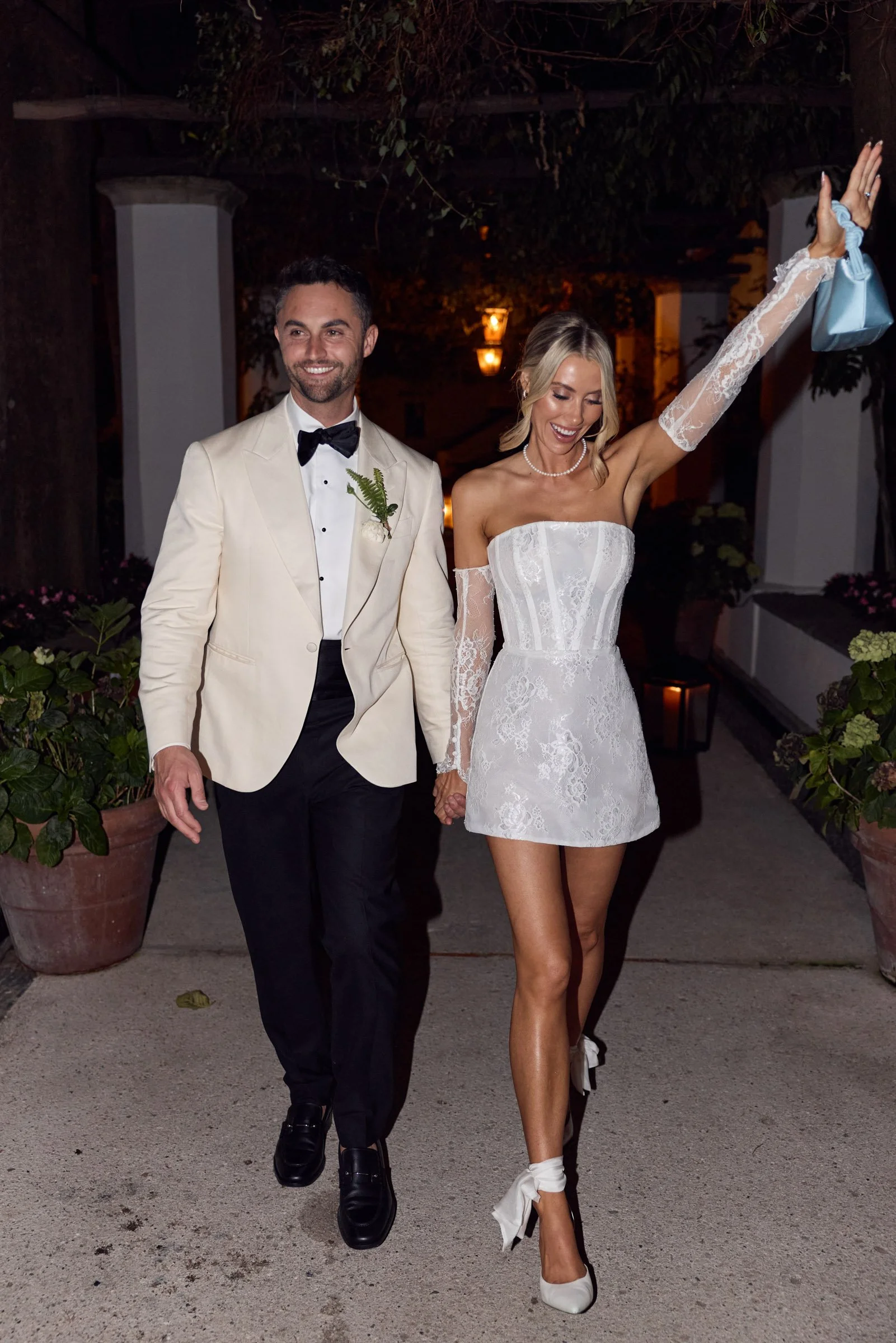 web_079AshandAsh_BelmondCaruso_LostInLovePhotography_wedding_1221.jpg