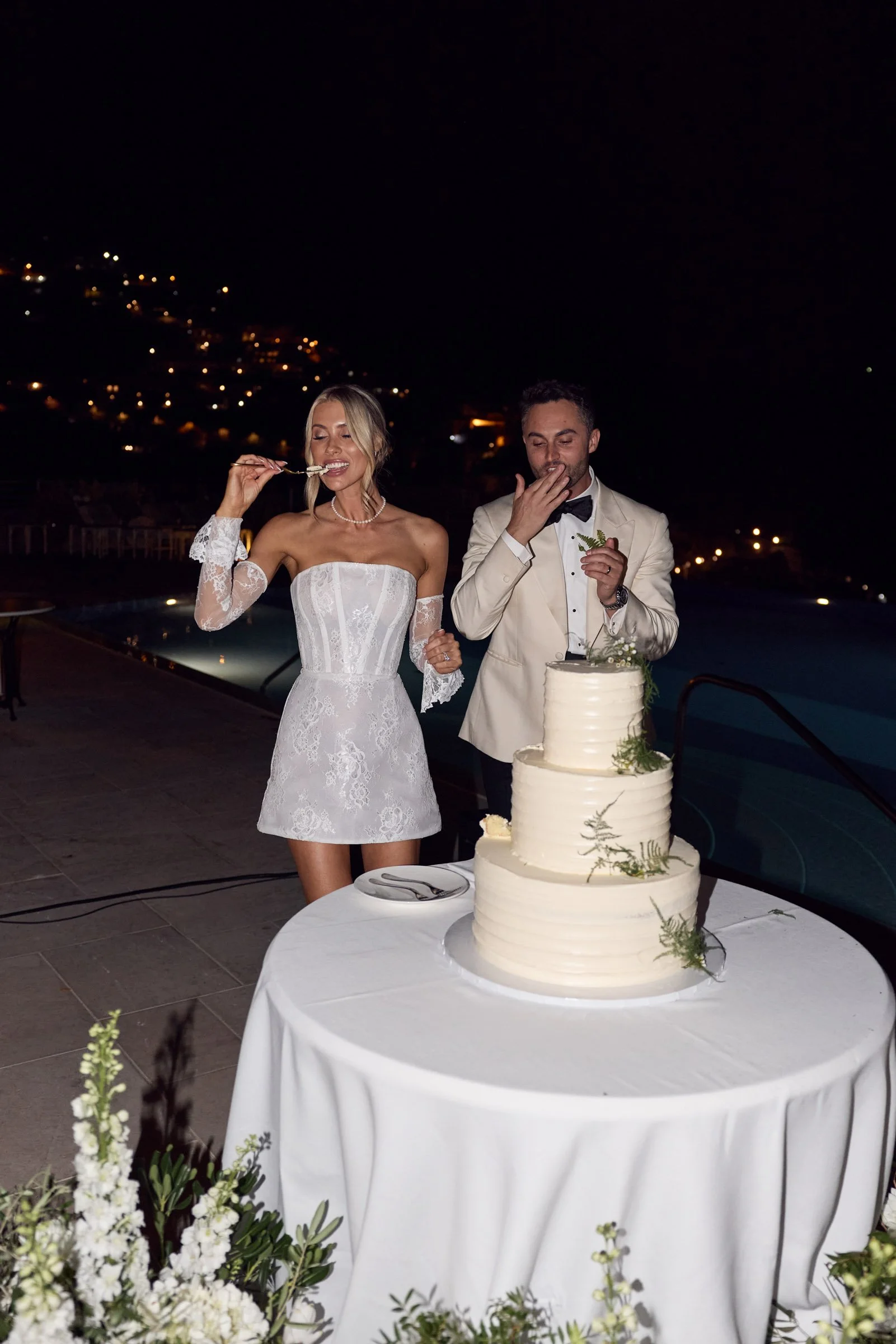 web_083AshandAsh_BelmondCaruso_LostInLovePhotography_wedding_1263.jpg