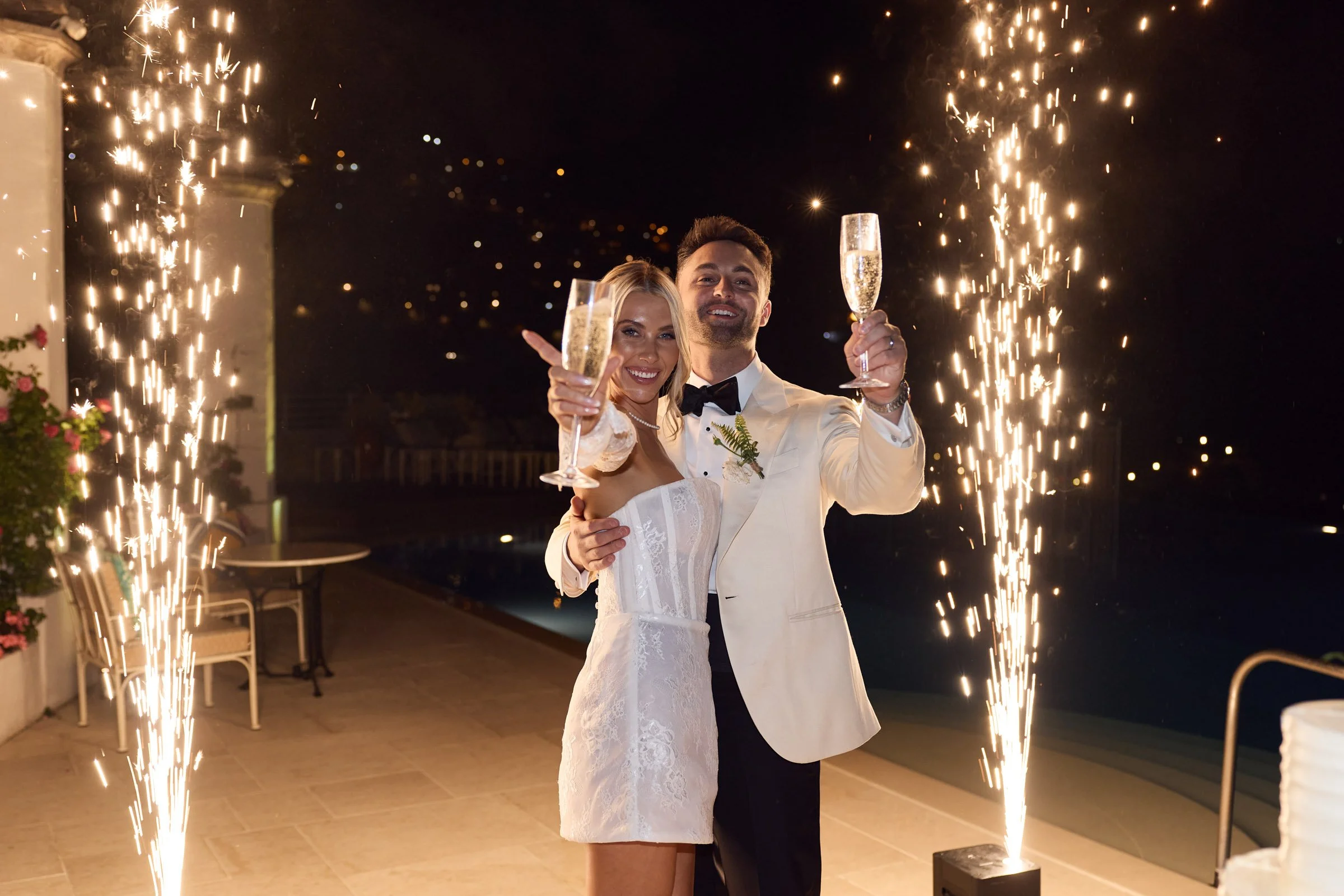 web_084AshandAsh_BelmondCaruso_LostInLovePhotography_wedding_1266.jpg