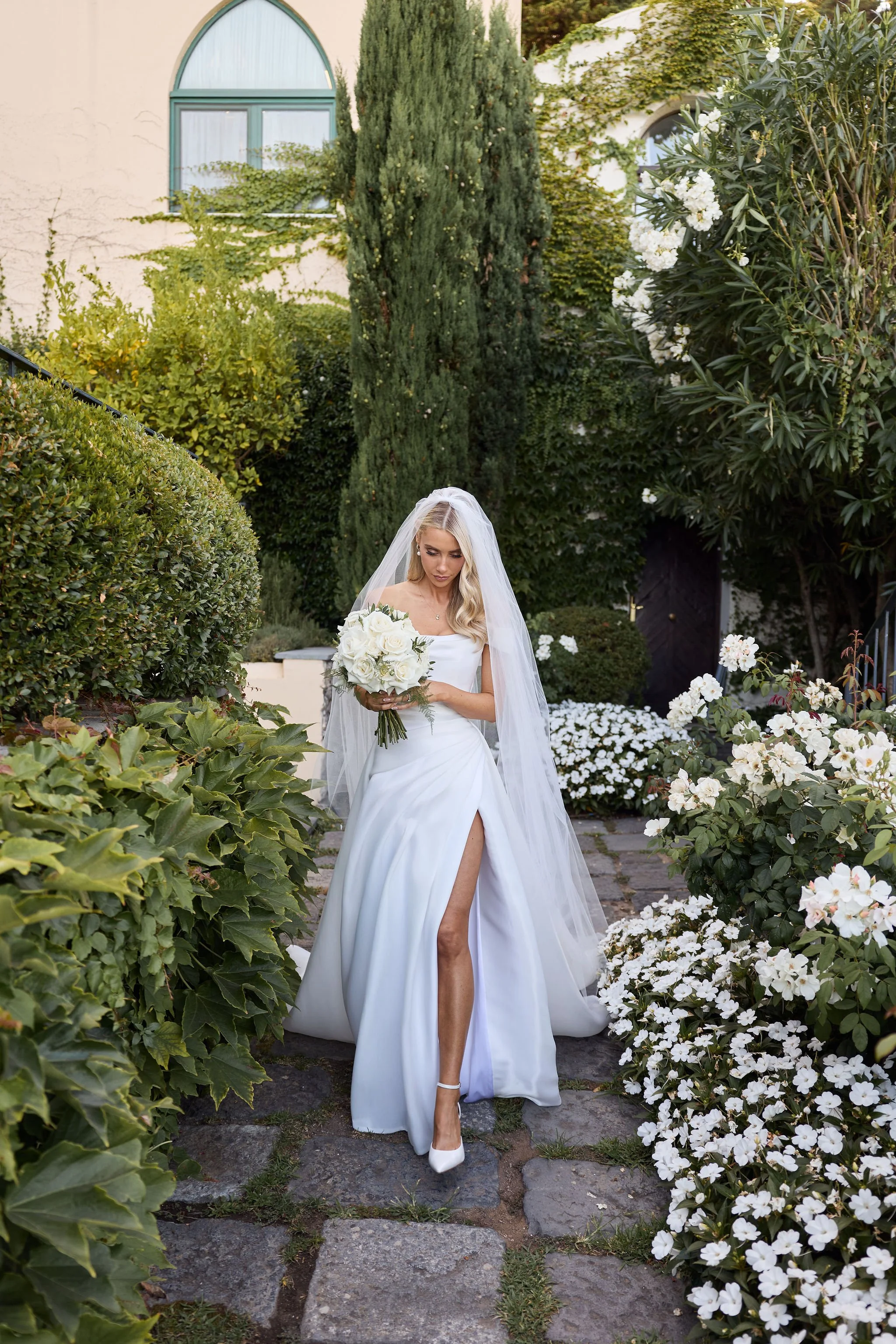 AshandAsh_BelmondCaruso_LostInLovePhotography_wedding_0368.jpg