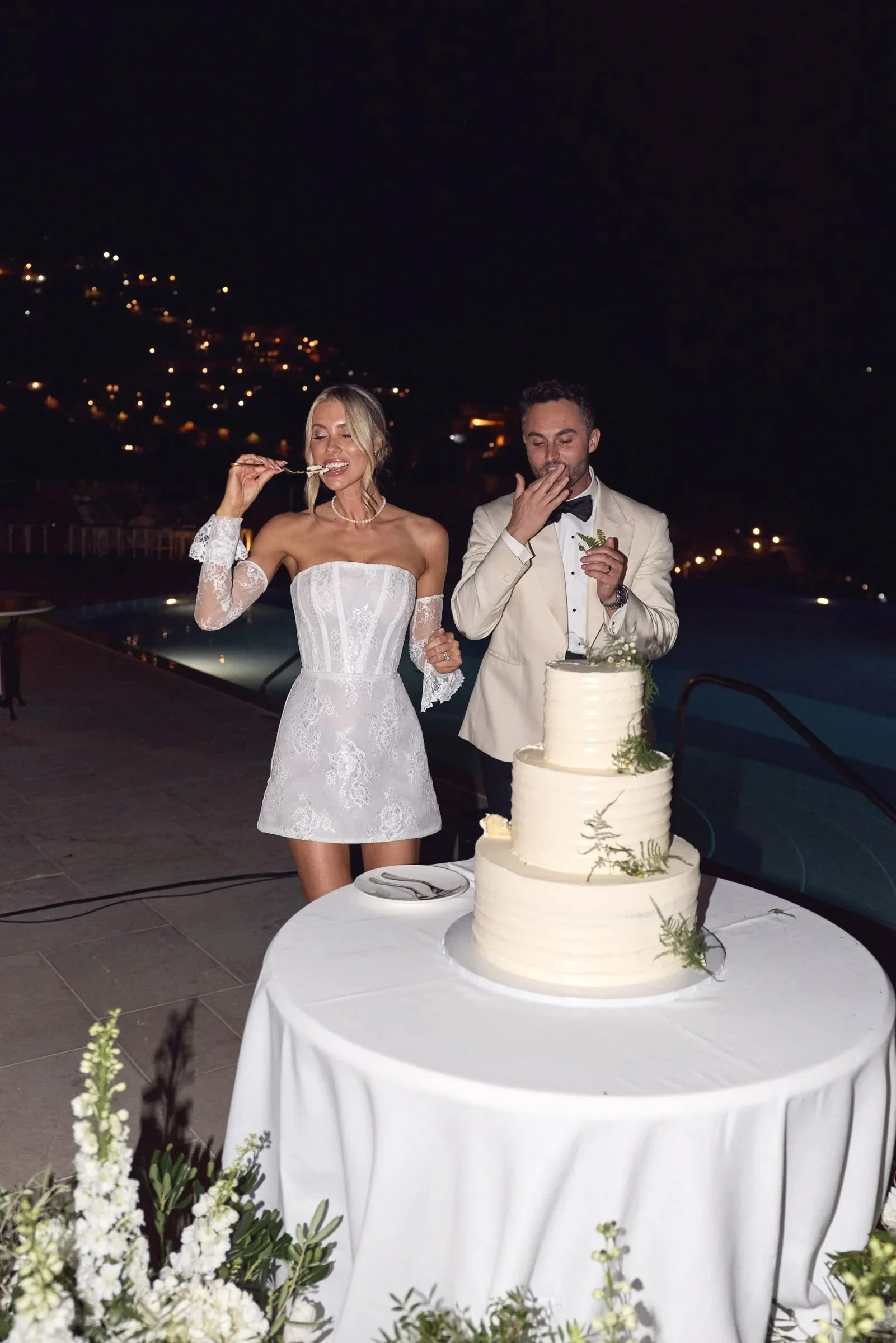 web_083AshandAsh_BelmondCaruso_LostInLovePhotography_wedding_1263.jpg