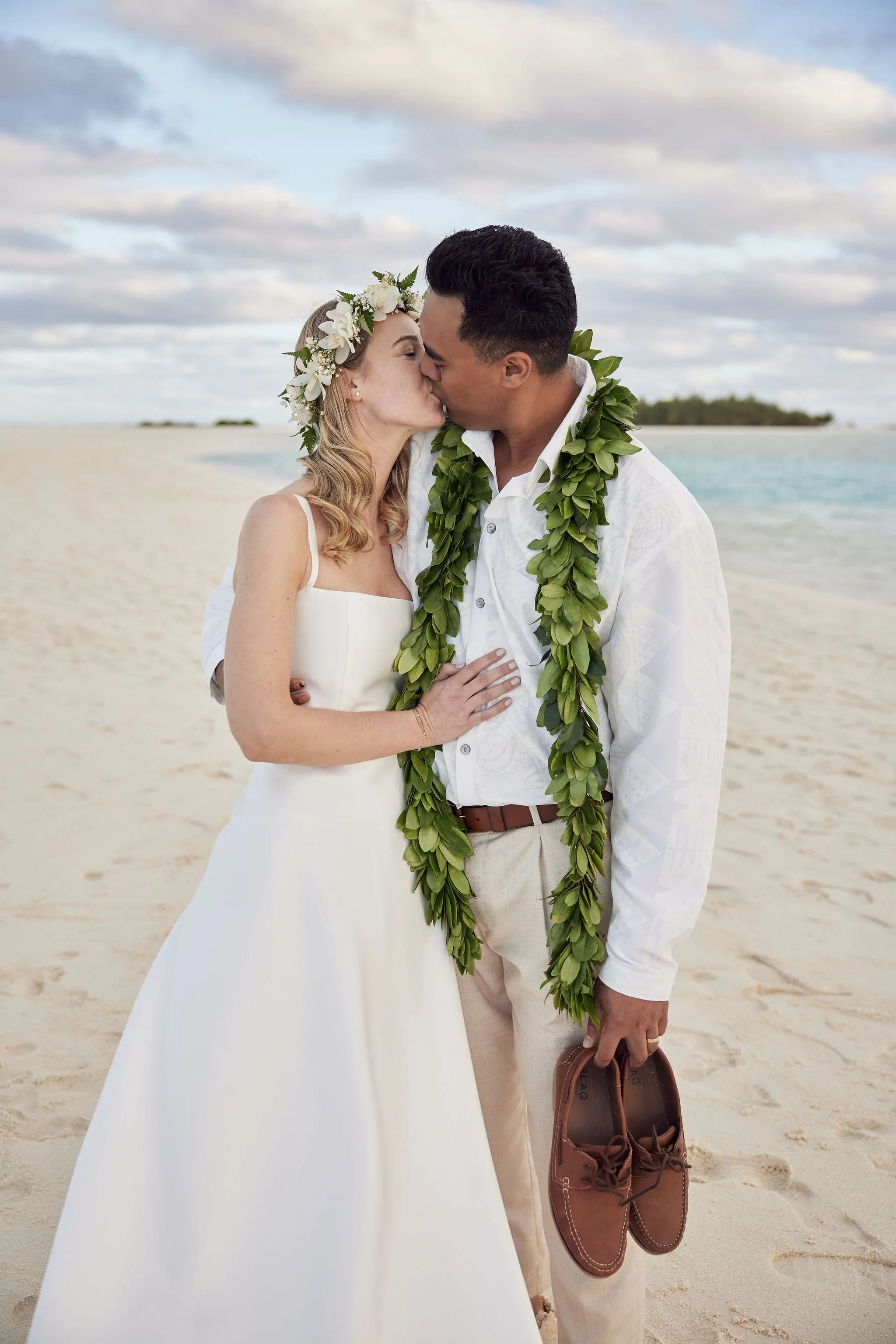 SandT_Aitutaki_lostinlove30.jpg