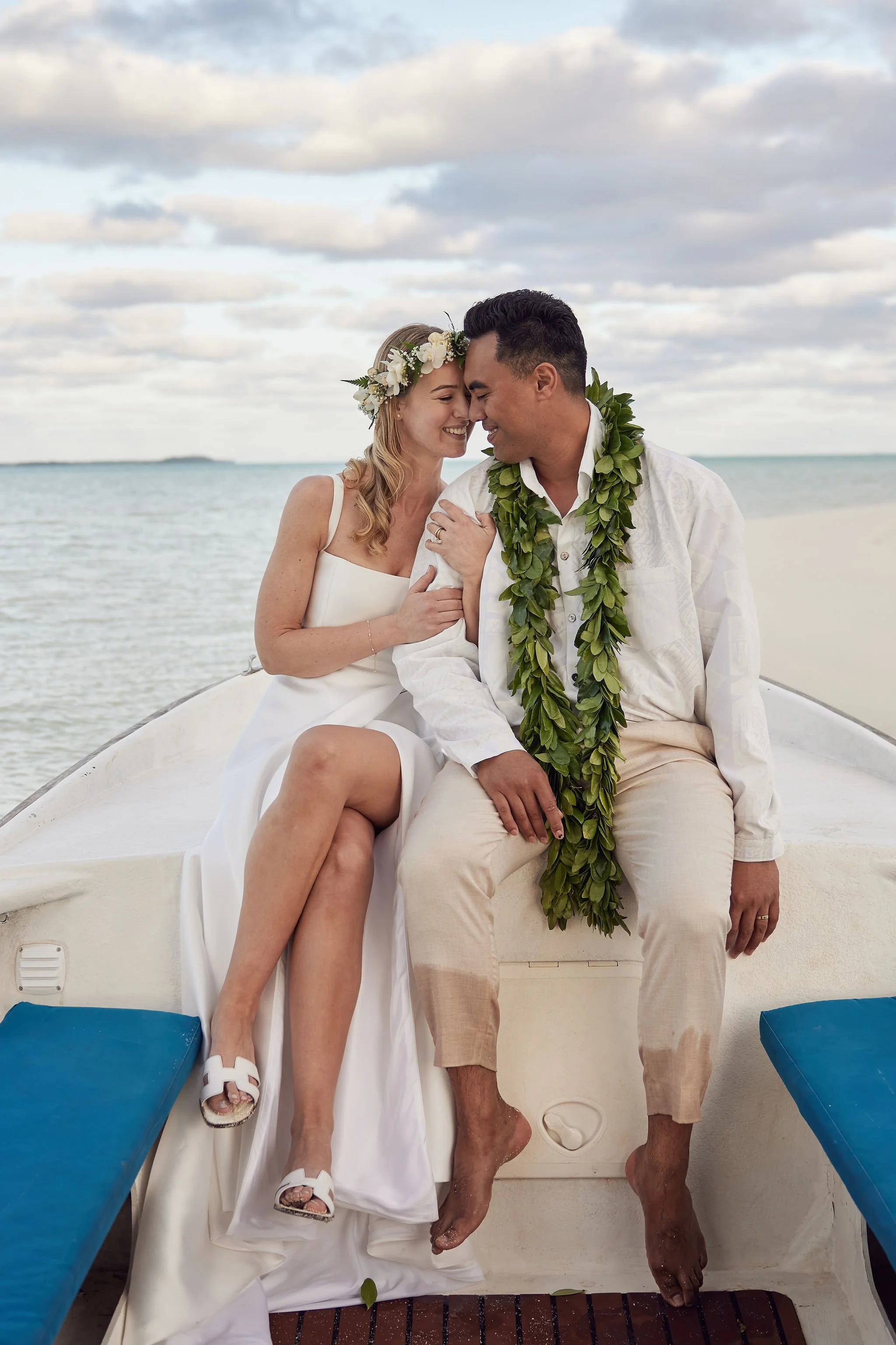 SandT_Aitutaki_lostinlove38portrait.jpg
