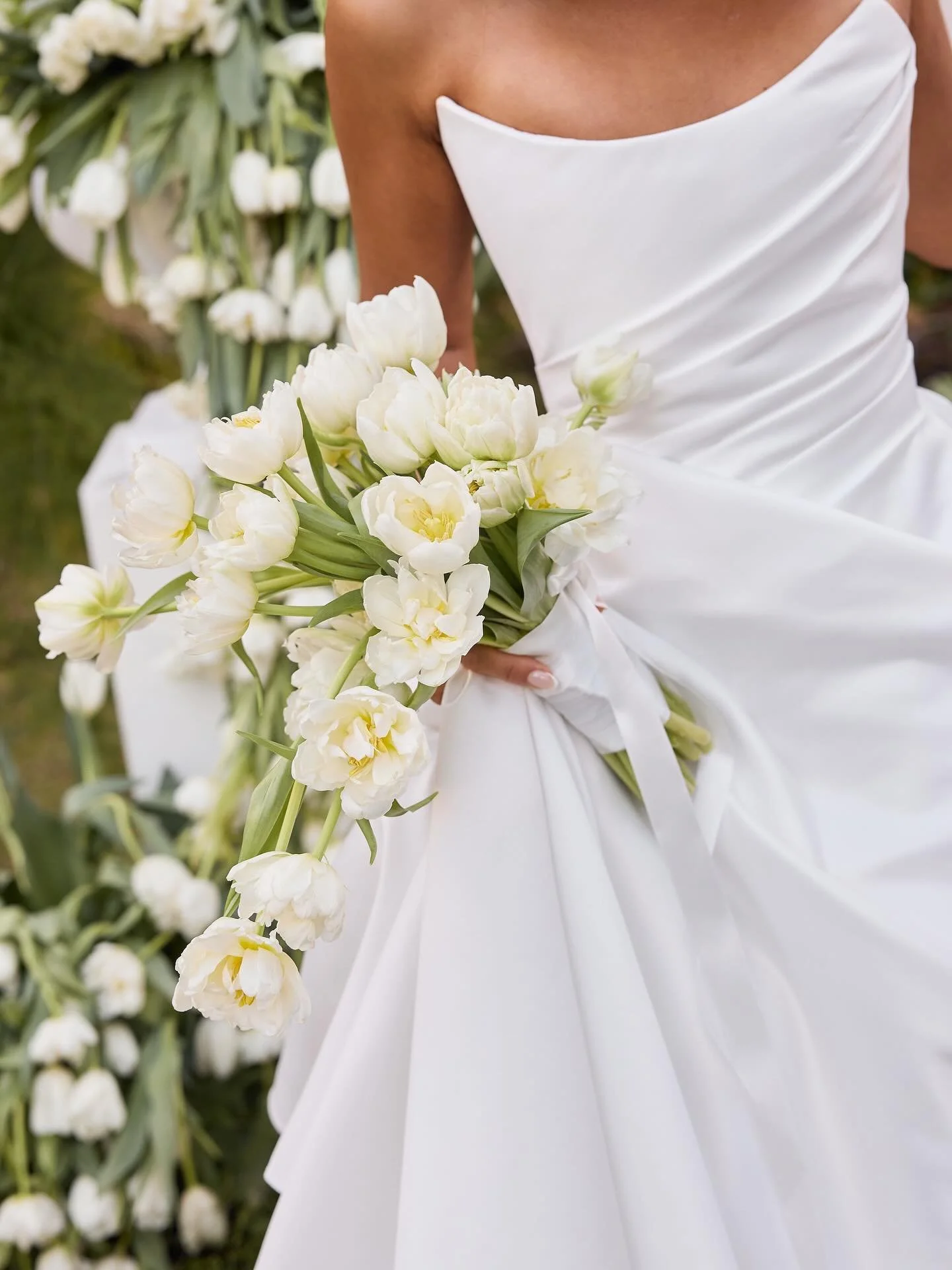 Sophie + Travis, and their gorgeous girls 🤍 adore their crisp styling 🙌🏼 @ivorymadestudio 

Bride + Groom | @sofiarozario @tbox_insta 
Wedding Planner | @Ivorymadestudio
Celebrants | @meganjordancelebrant
Florist | @bloomsbycecilia
Makeup Artist |