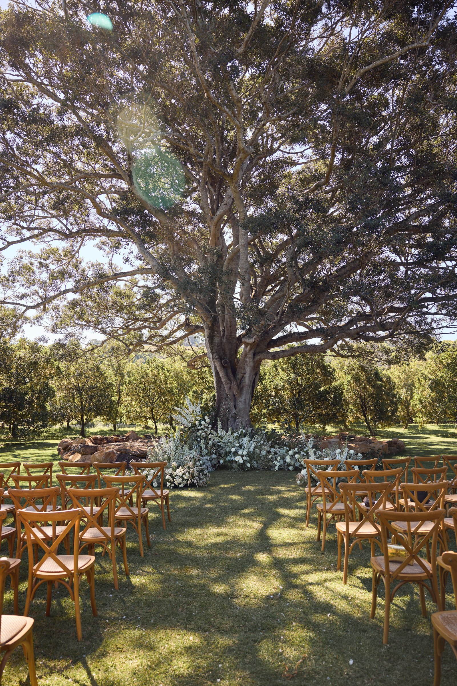 web_007BrittanyandLiam_LostinLovePhotography_TidesByronBay_wedding_express_1.jpg