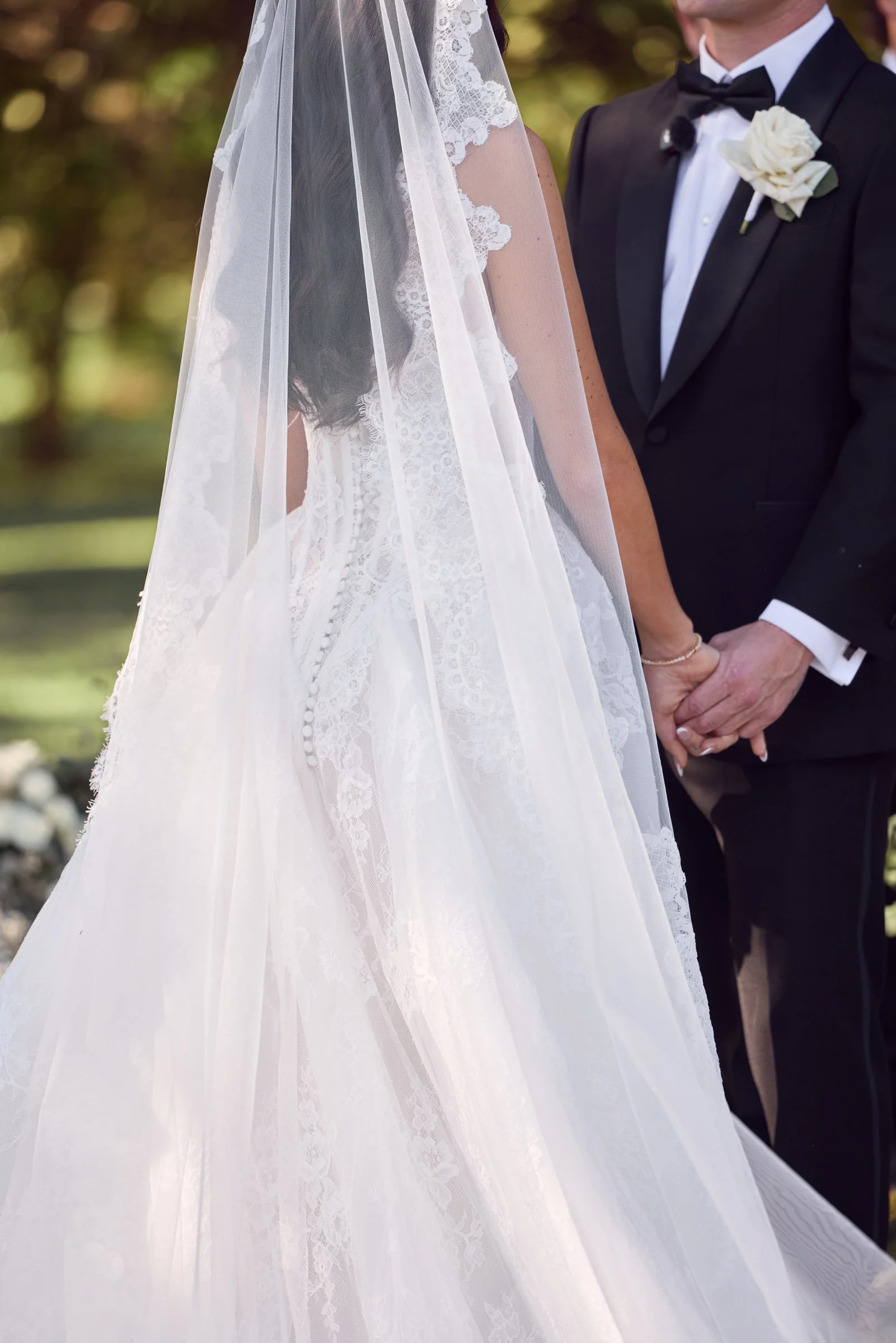 web_016BrittanyandLiam_LostinLovePhotography_TidesByronBay_0613.jpg