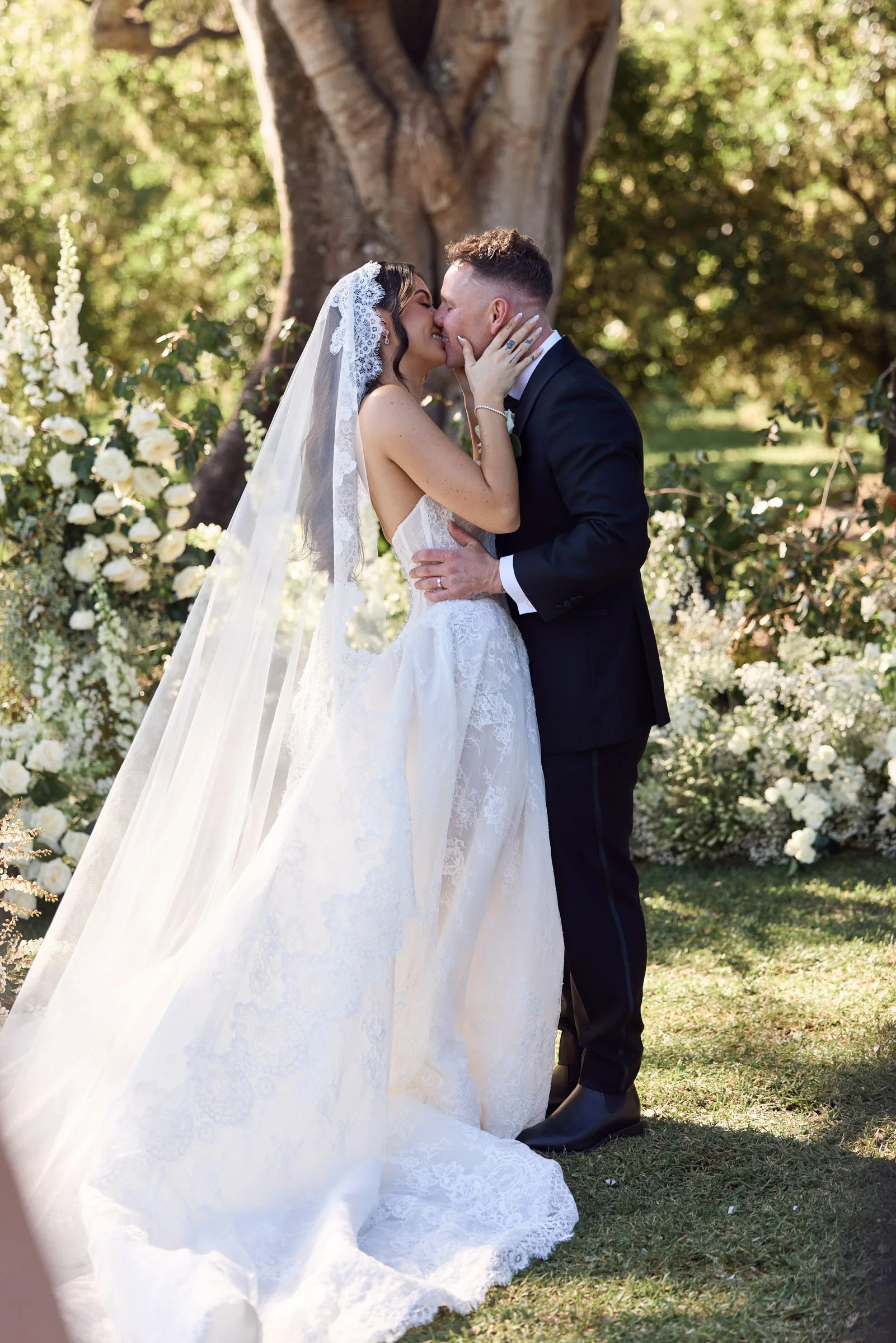 web_018BrittanyandLiam_LostinLovePhotography_TidesByronBay_0694.jpg