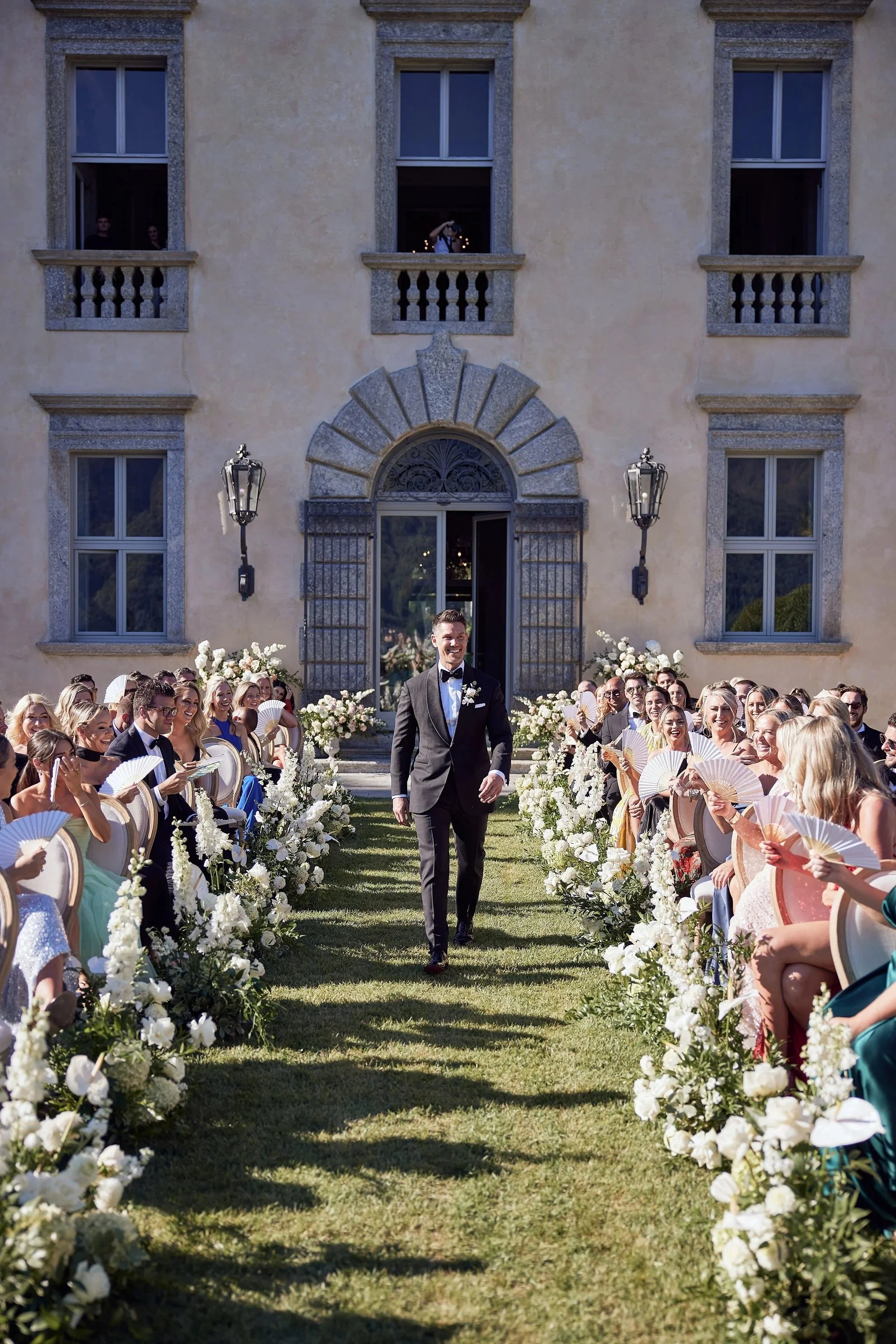 imgi_91_HR_MandB_LostinLove_wedding252.jpg