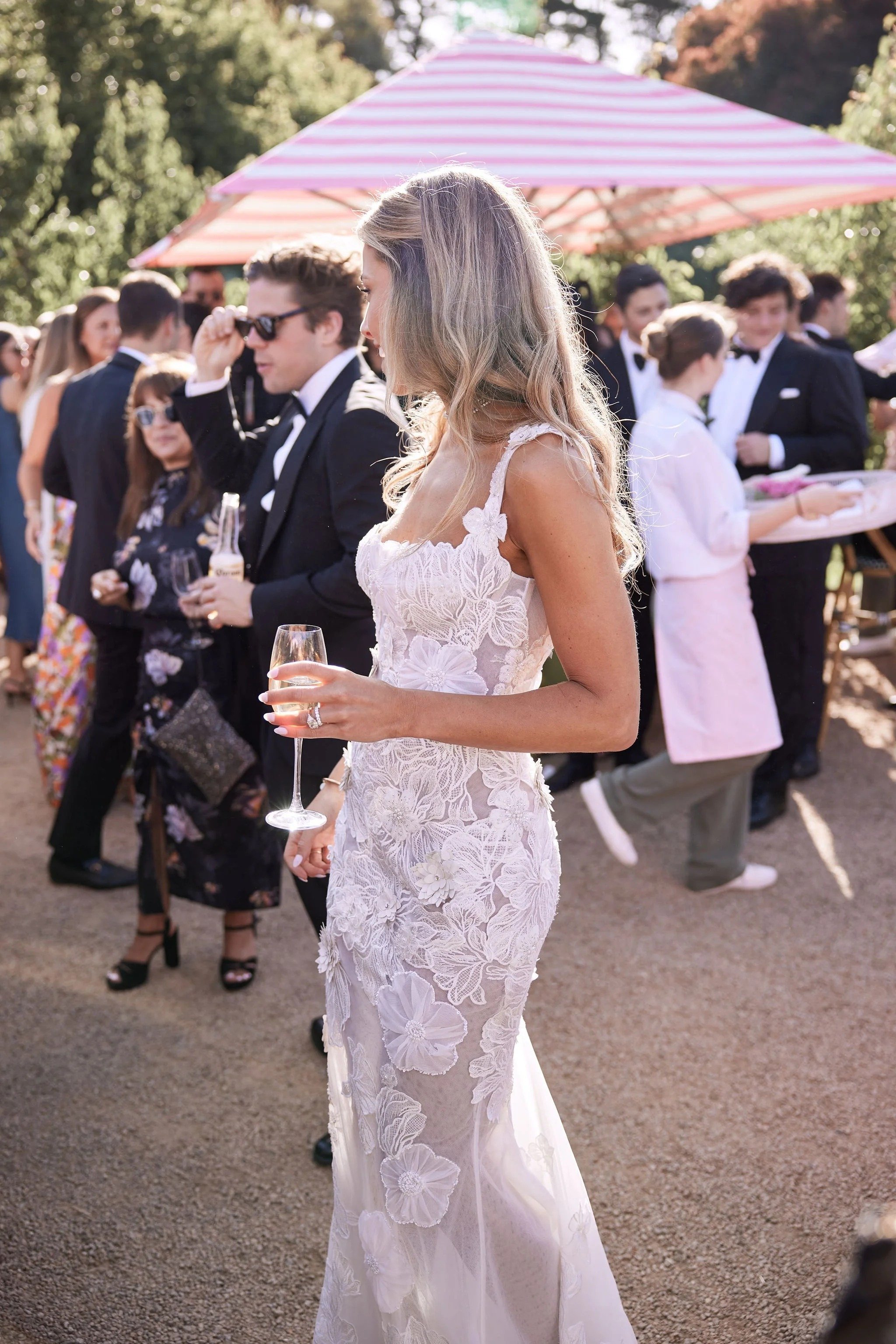 imgi_110_HR_SandH_LostinLove_wedding794.jpg