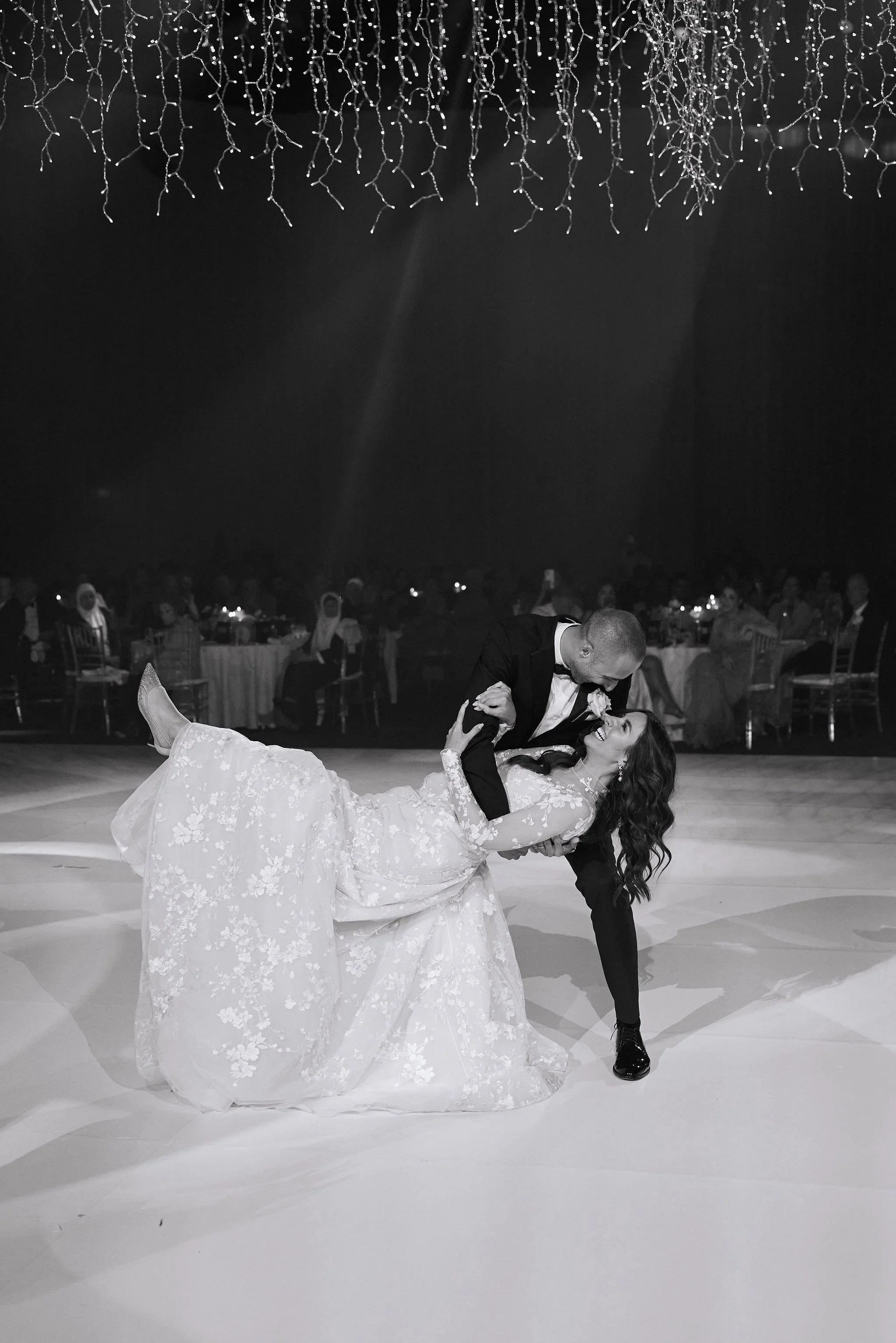 imgi_96_AyaandBassam_LostInLovePhotography_BW150.jpg