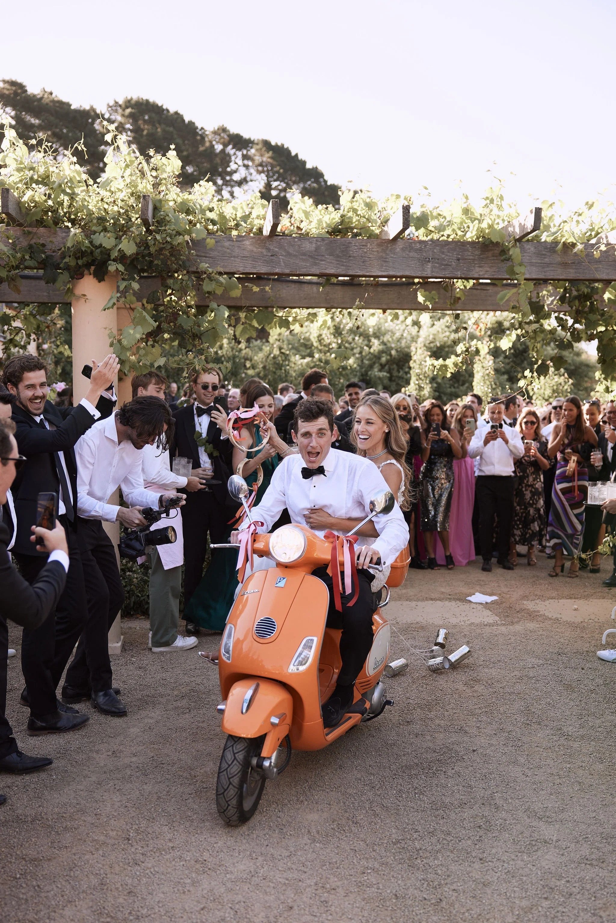 imgi_120_HR_SandH_LostinLove_wedding902.jpg