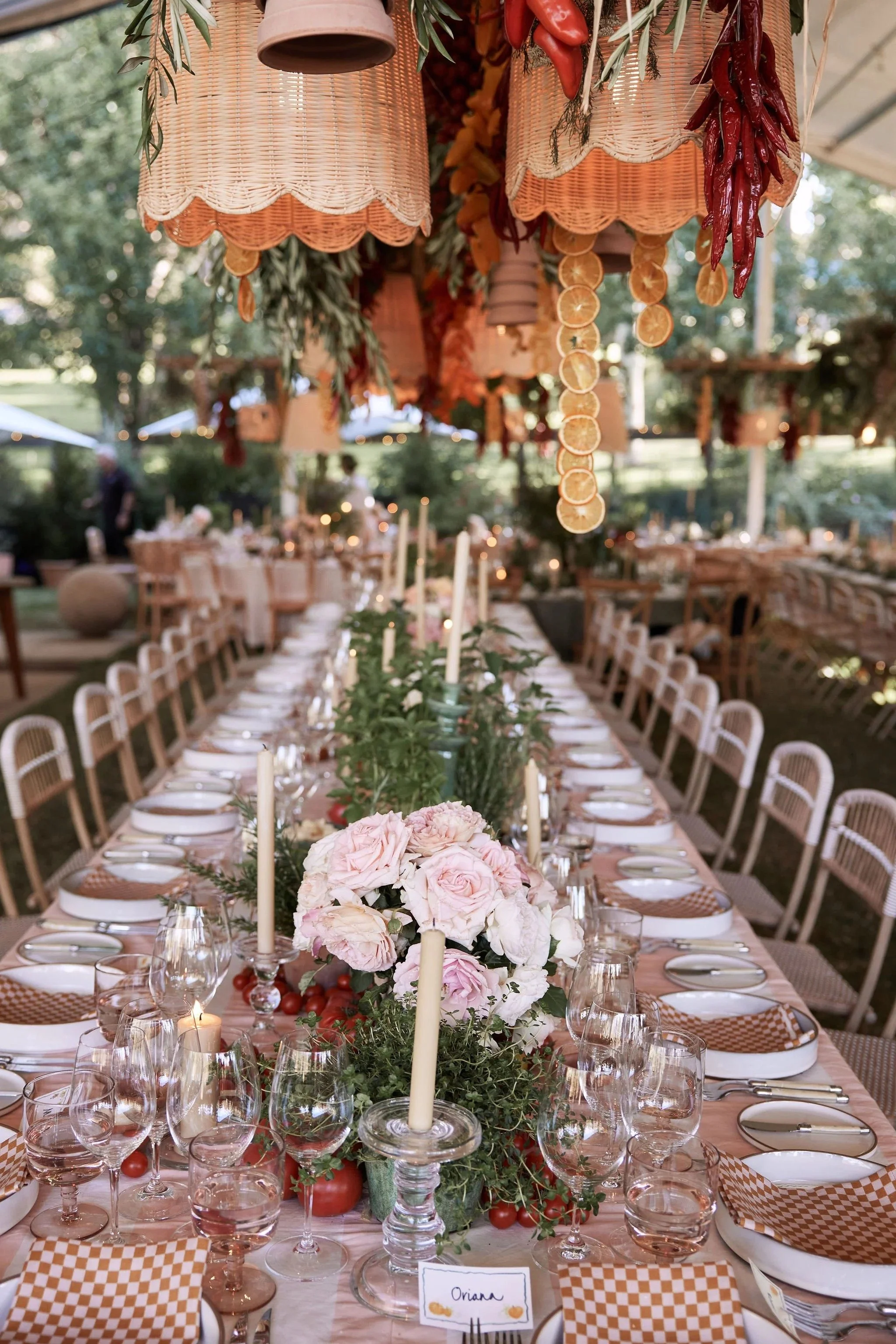 imgi_136_HR_SandH_LostinLove_wedding768.jpg