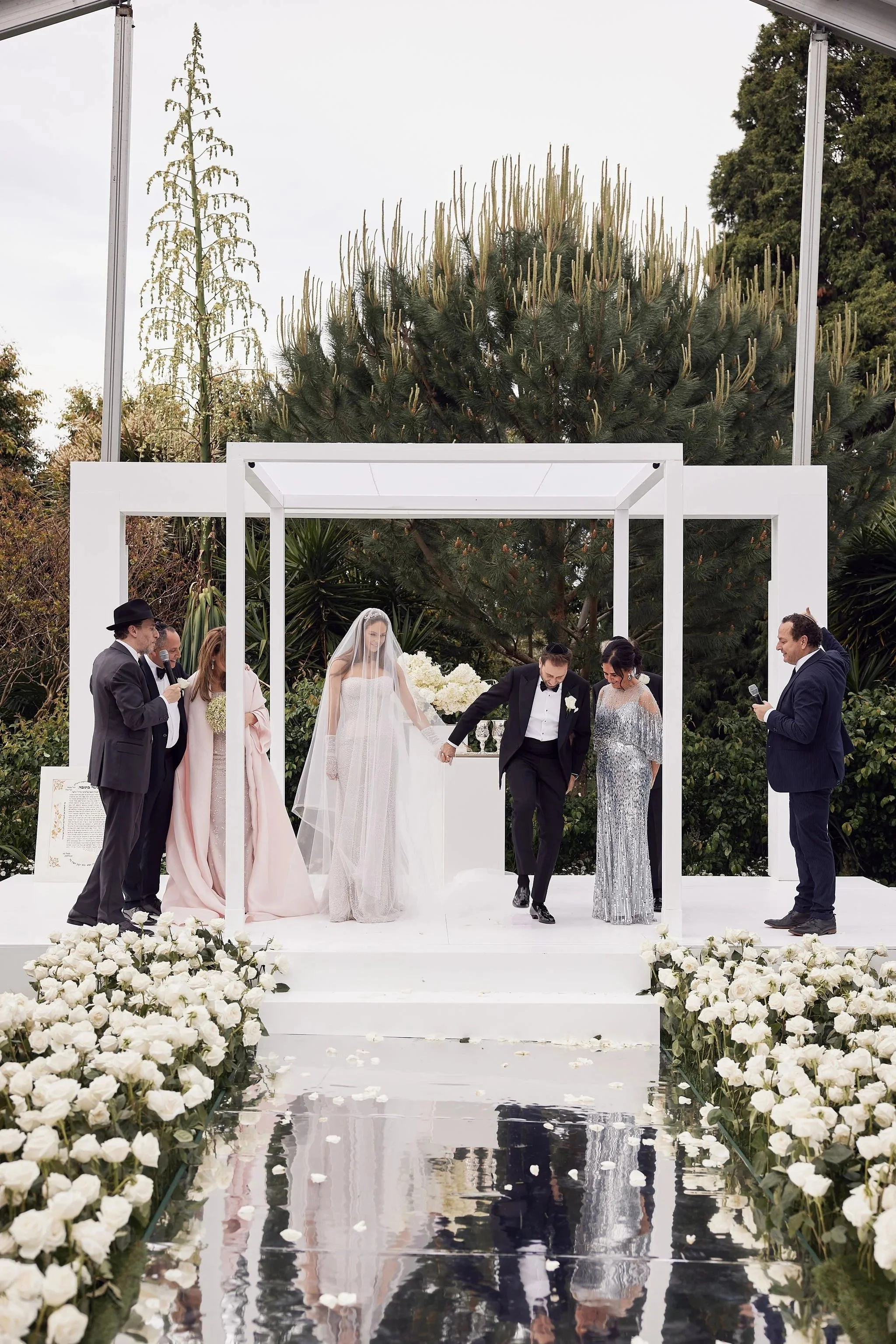 imgi_152_HR_GandM_LostinLove_Raheen_wedding1466.jpg