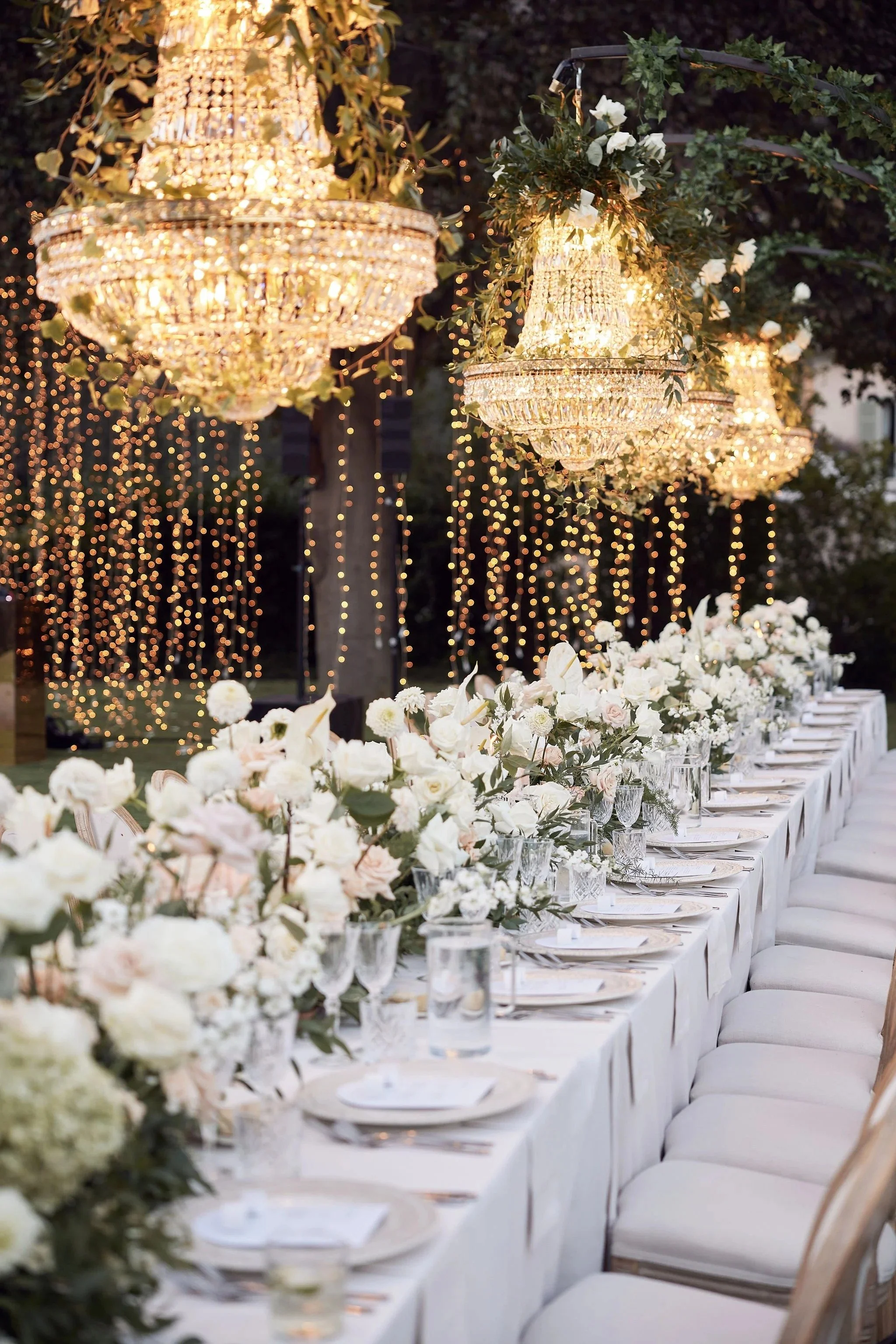 imgi_160_HR_MandB_LostinLove_wedding829.jpg