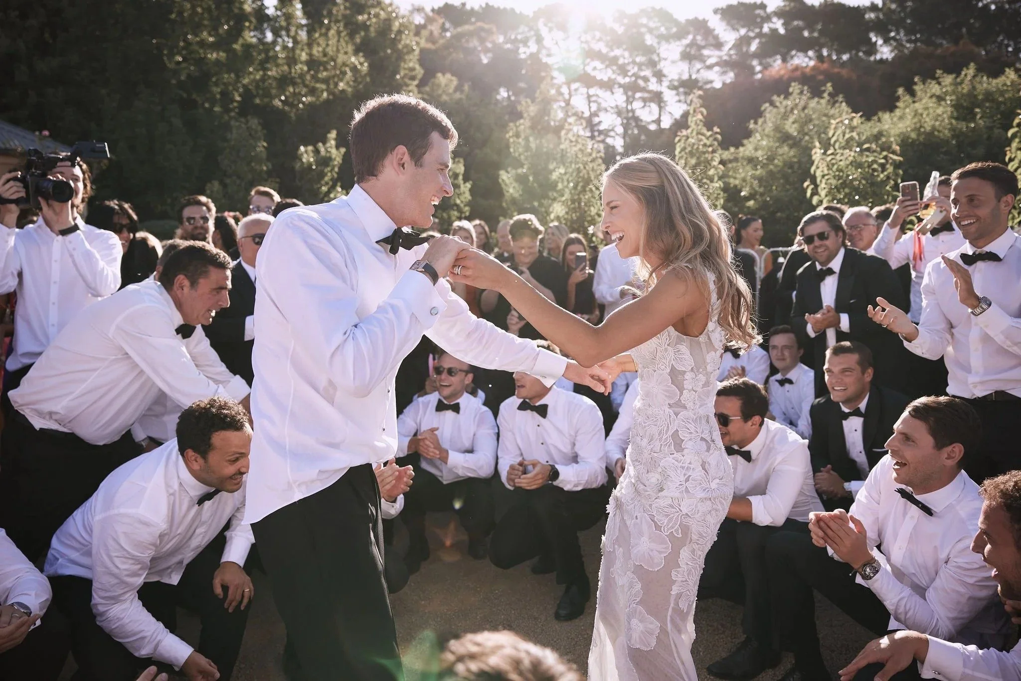 imgi_119_HR_SandH_LostinLove_wedding881.jpg