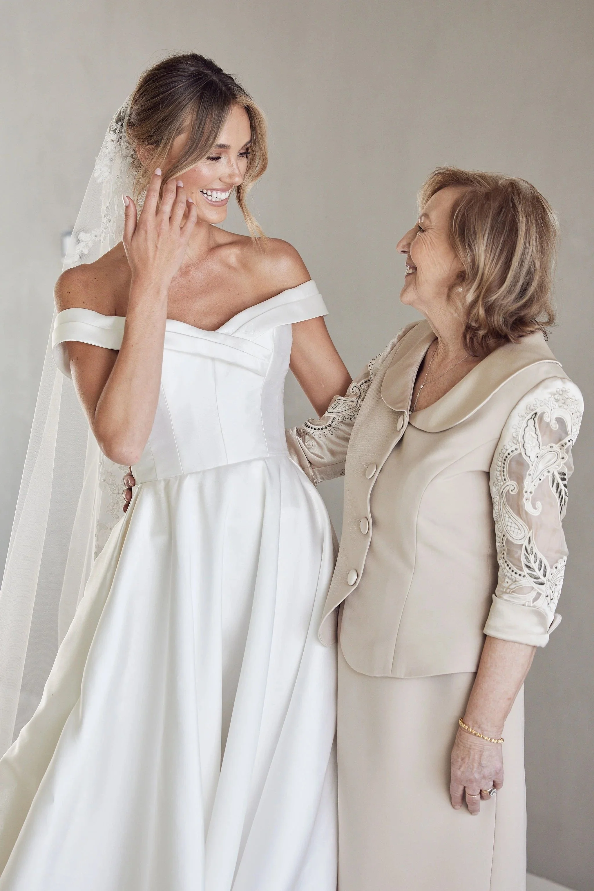 imgi_67_HR_BandM_LostinLove_HotelSorrento_wedding467.jpg