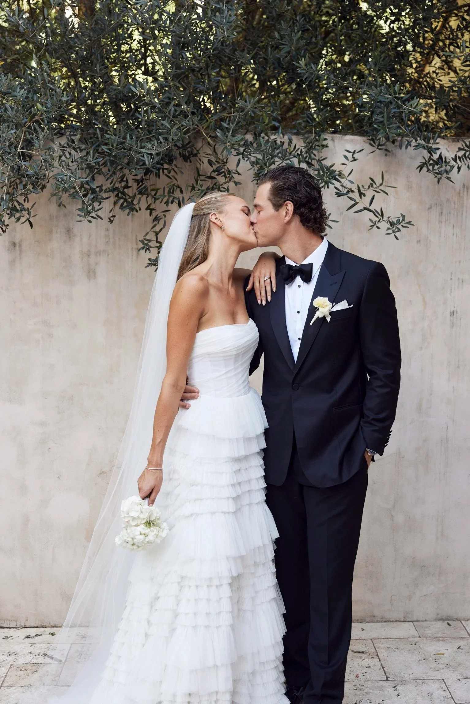imgi_61_web_30randj_noosa_lostinlove127.jpg