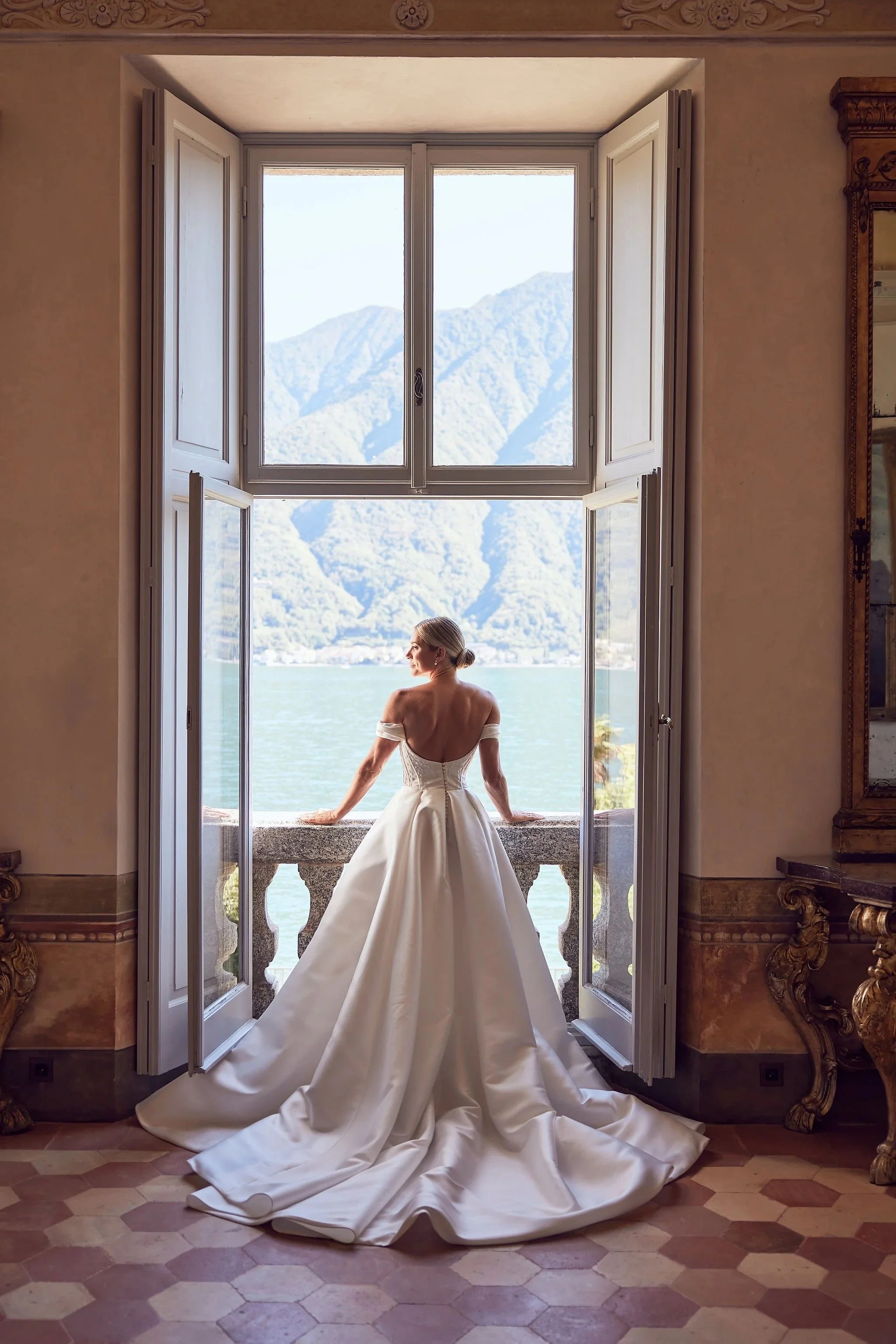 imgi_69_HR_MandB_LostinLove_wedding143.jpg