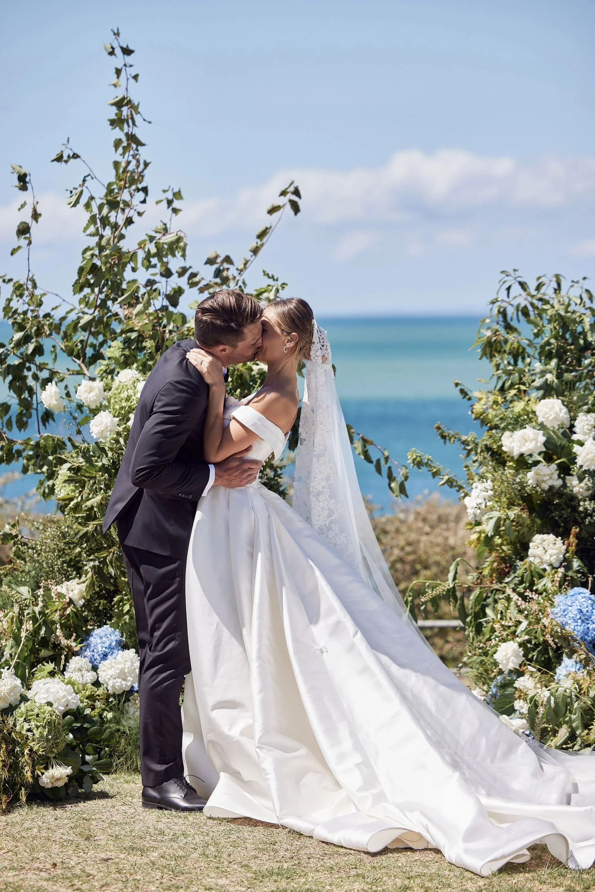 imgi_111_HR_BandM_LostinLove_HotelSorrento_wedding832.jpg