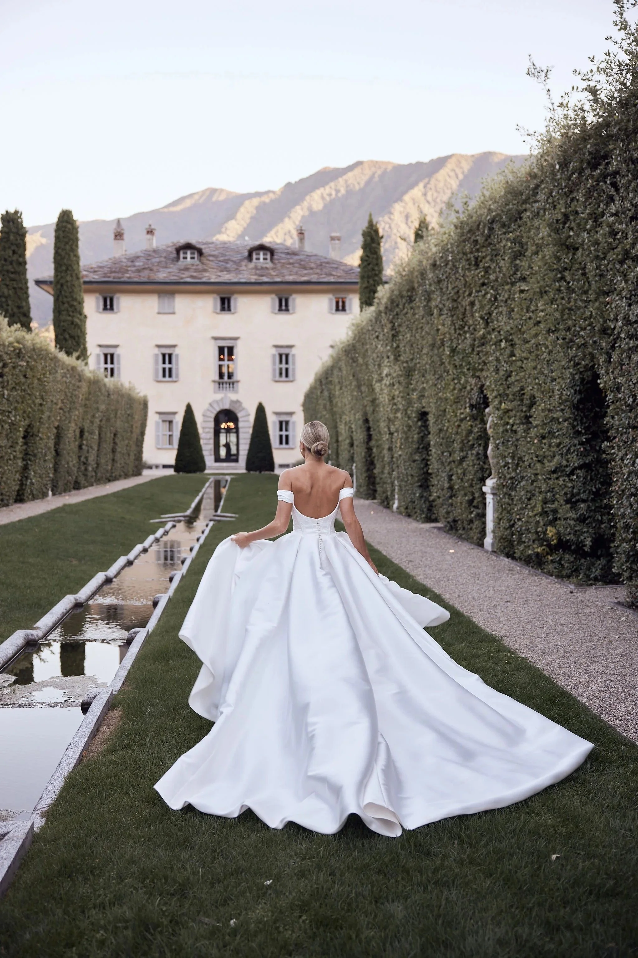 imgi_146_HR_MandB_LostinLove_wedding787.jpg