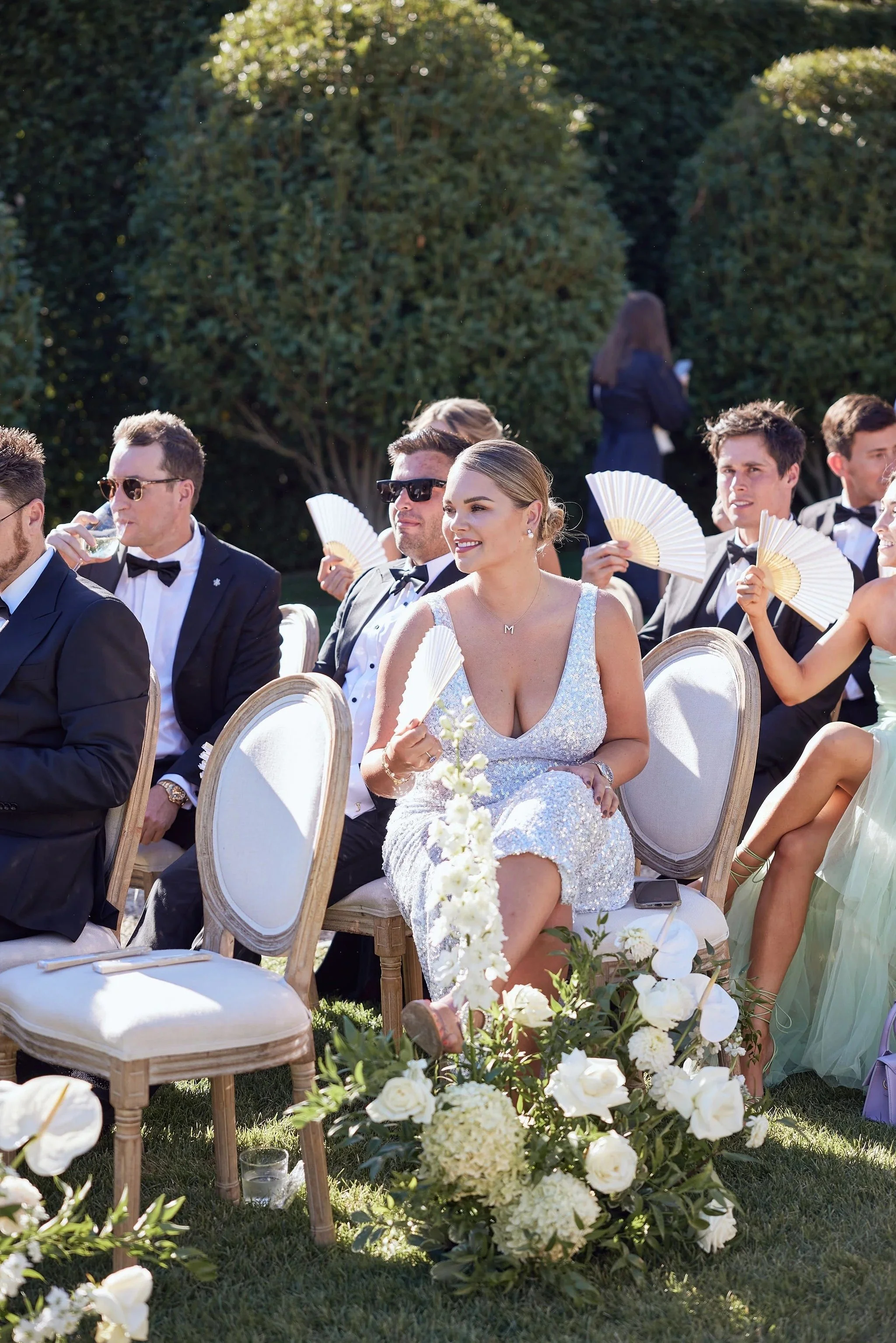 imgi_90_HR_MandB_LostinLove_wedding240.jpg